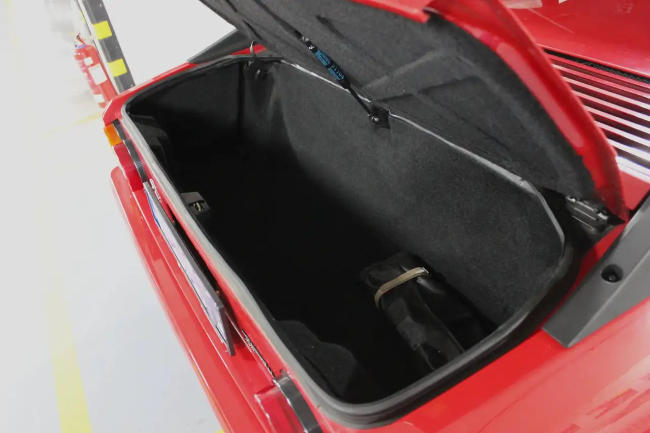 Ferrari Mondial 3.2, Tipo F105C. con ABS, foto 12