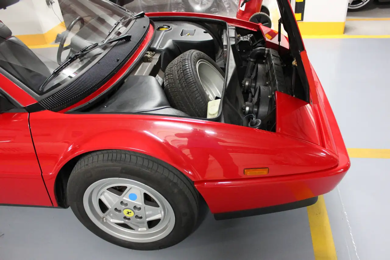 Ferrari Mondial 3.2, Tipo F105C. con ABS, foto 6