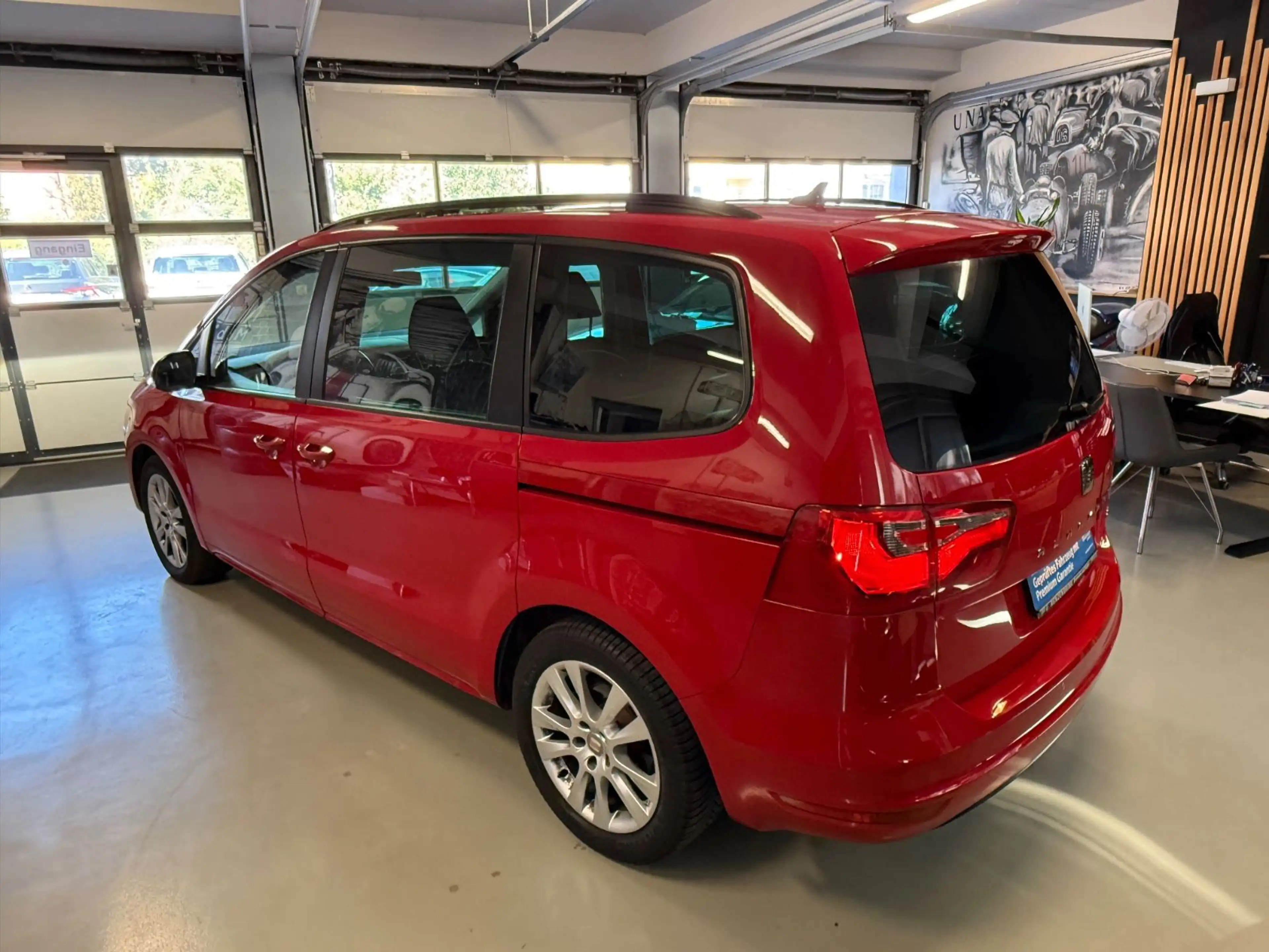 SEAT Alhambra 1.4 TSI BI XENON PANO RKM 1 J GA 7 SITZ — photo 7