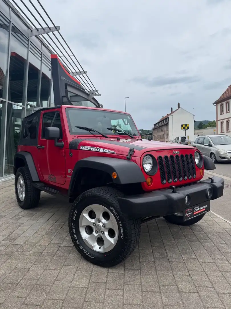 Jeep Wrangler Unlimited Sport+V.Historie+Allwetter Rot - 1