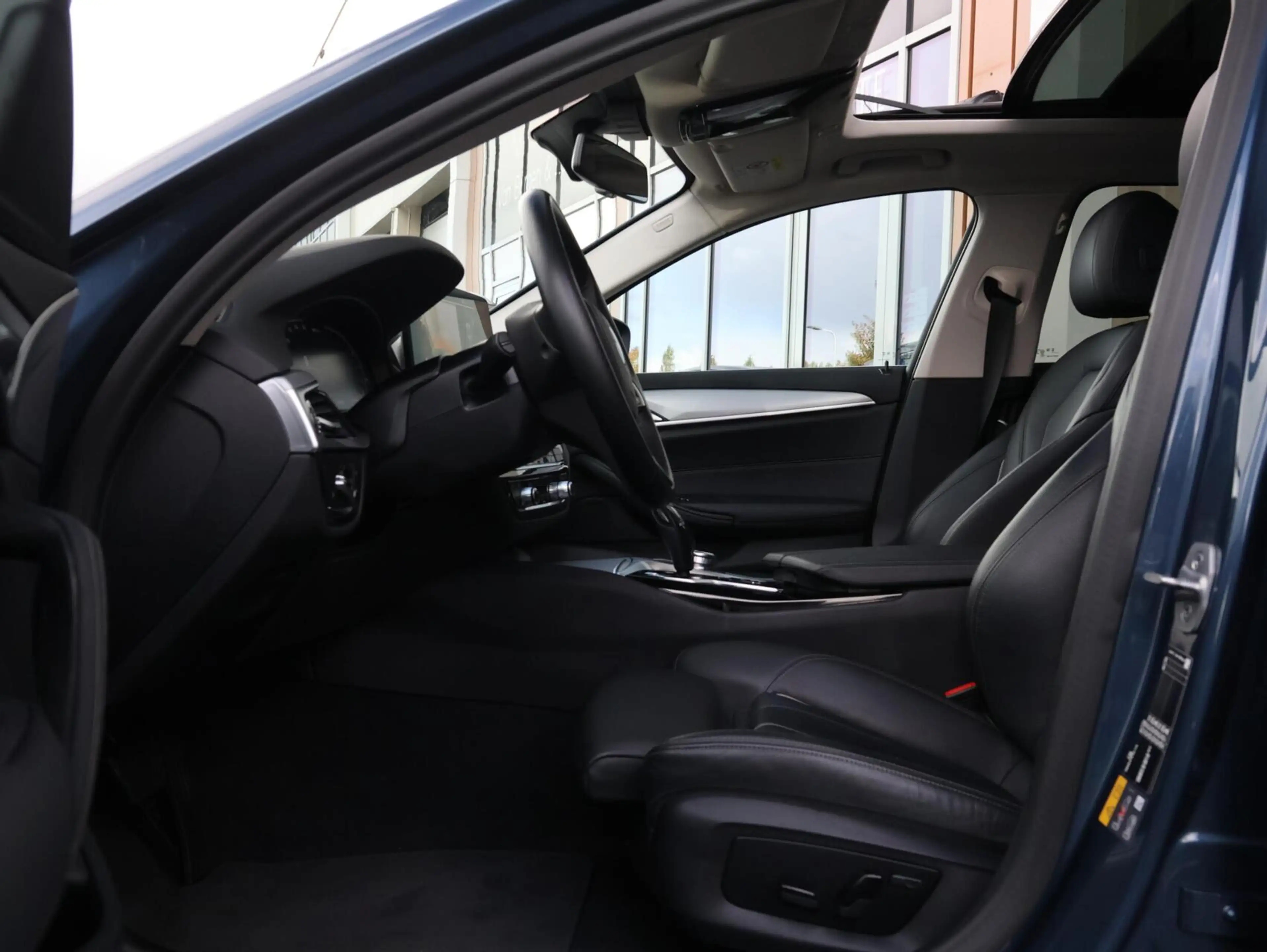 BMW 530 5-serie Touring 530e Business Edition Plus SOH 95, — photo 5