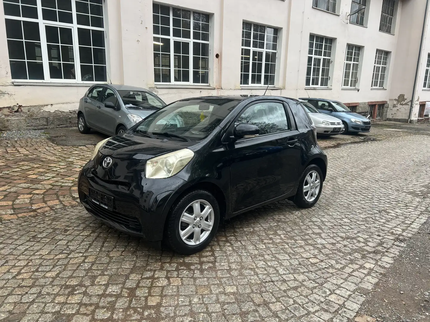 Toyota iQ Basis 1.0 Klima Sommerreifen Tüv 11 2026 Schwarz - 1