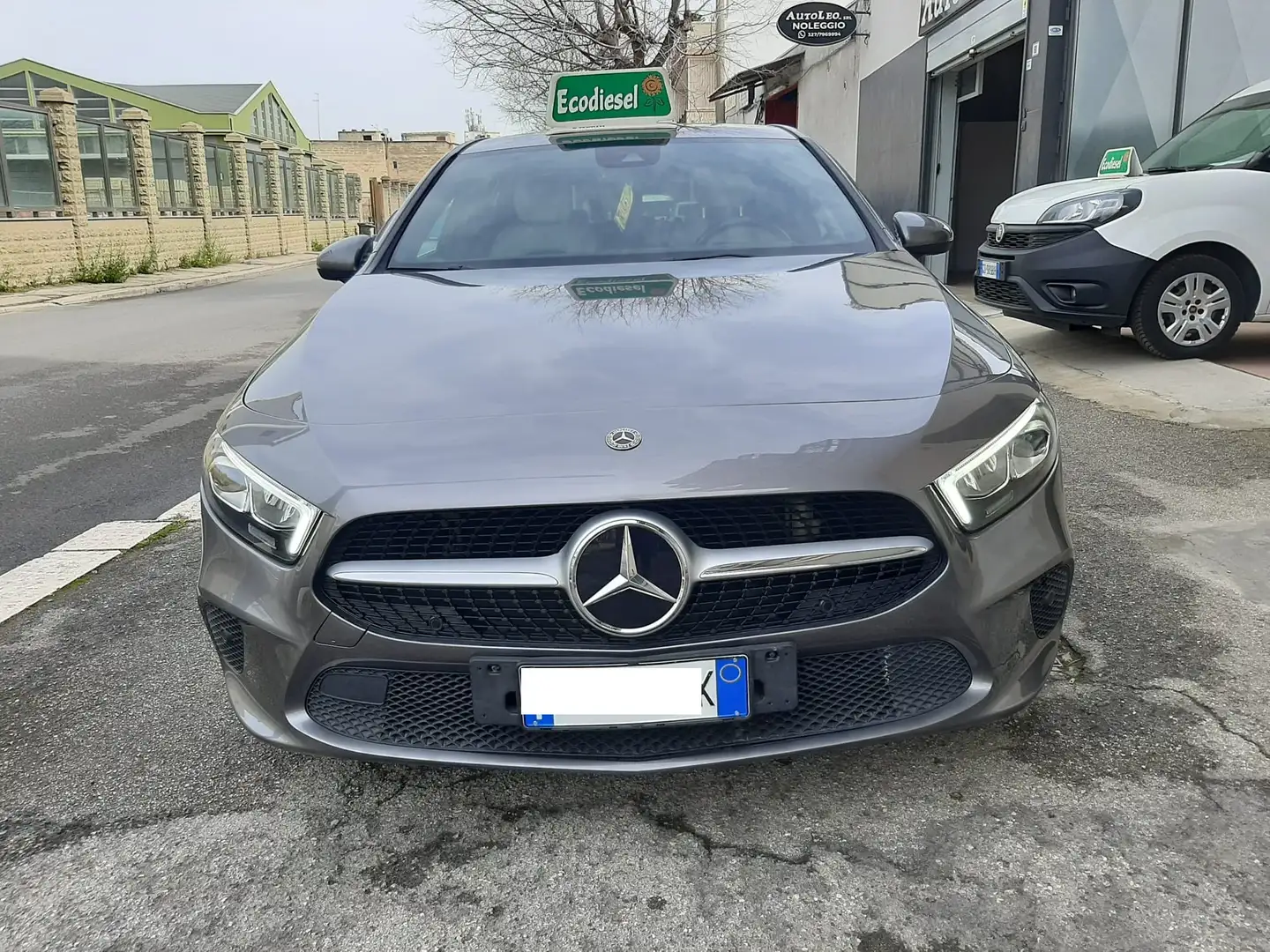 Mercedes-Benz A 180 d Automatic Business FULL OPTIONAL Grigio - 1