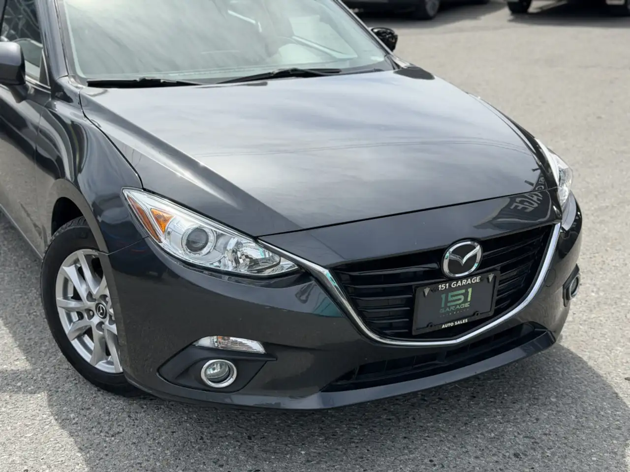 Mazda 3 снимка Mazda 3