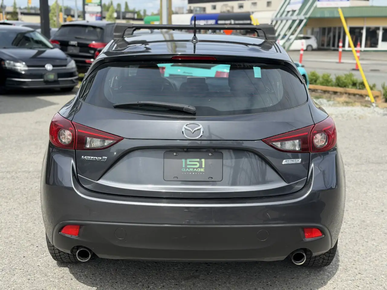 Mazda 3 снимка Mazda 3