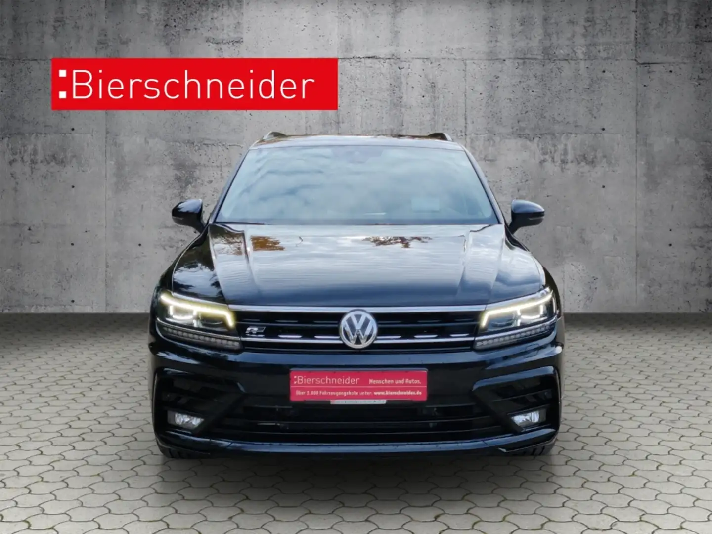 Volkswagen Tiguan 2.0 TDI DSG 4Motion Highline HUD AHK LED ACC SHZ G Zwart - 2