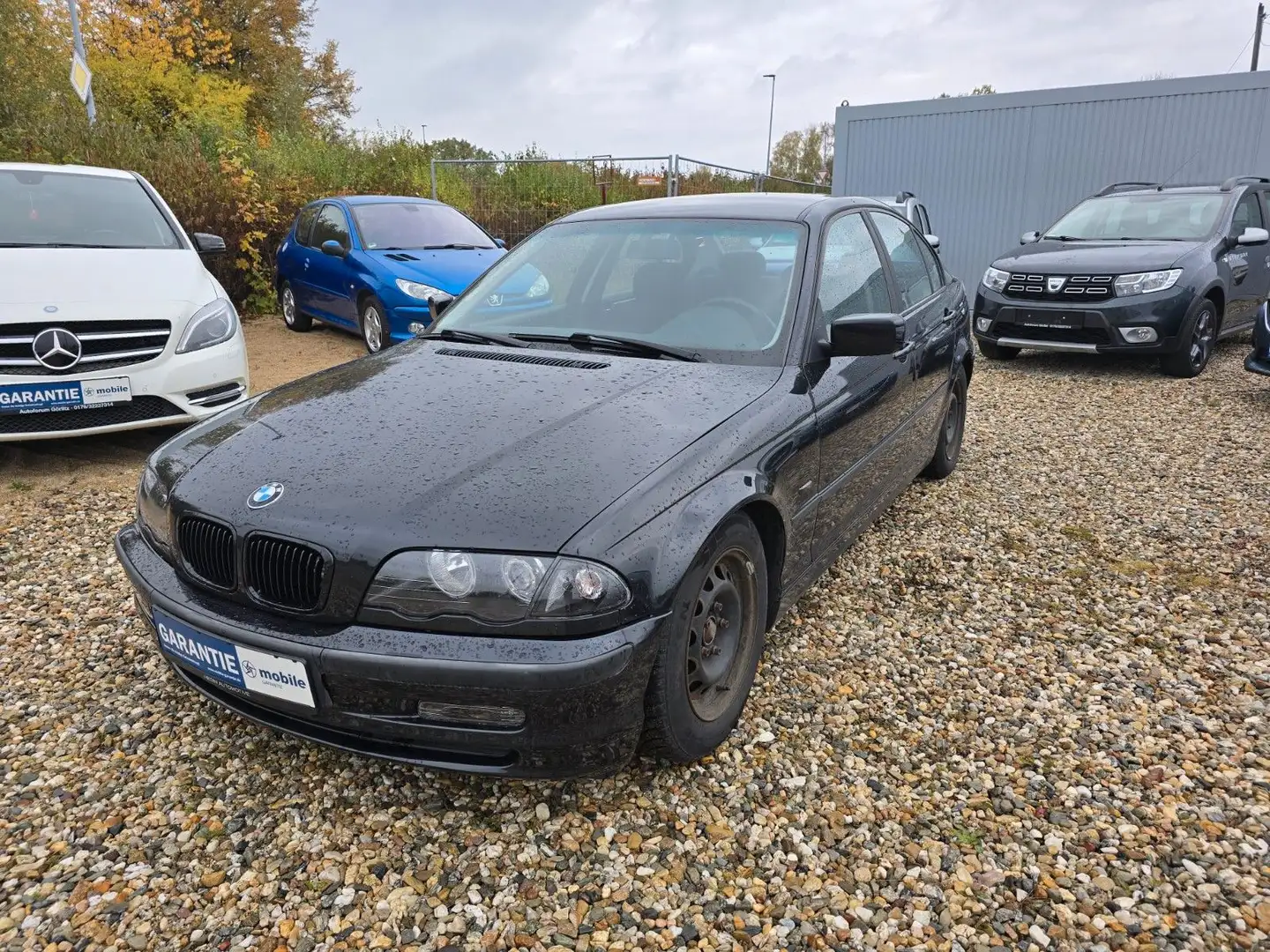 BMW 320 i Nero - 1