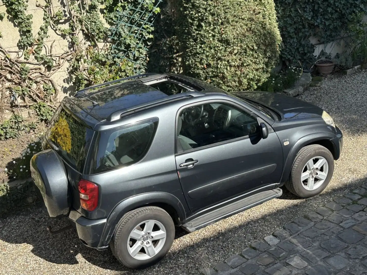 Toyota RAV 4 II 150 VVT-i Baume et Mercier BVA 3p Grau - 2