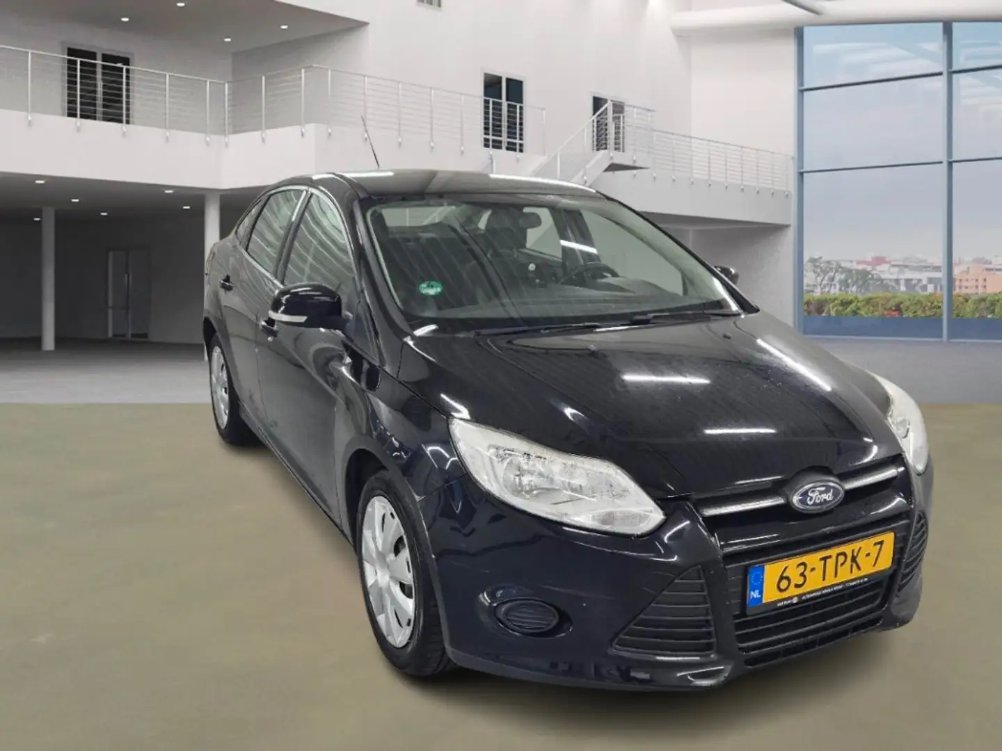Ford Focus 1.6 TI-VCT Trend/ AUTOMAAT/ TREKHAAK Zwart - 2