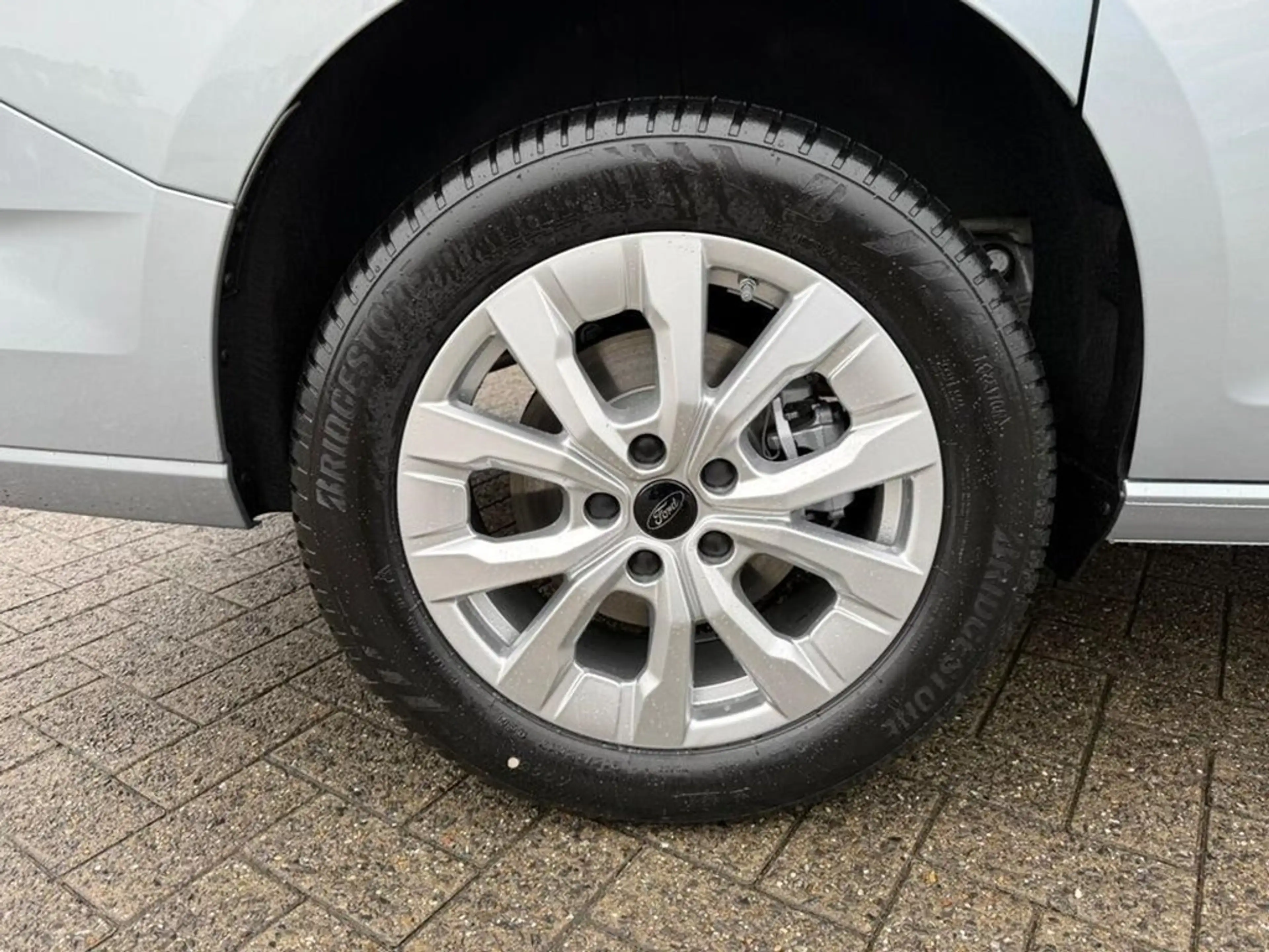 Ford Tourneo 1.5 benzine automaat — photo 11