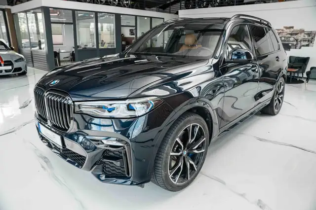 BMW X7 xDrive40i M Sport Laser Pano Sky ACC 360°