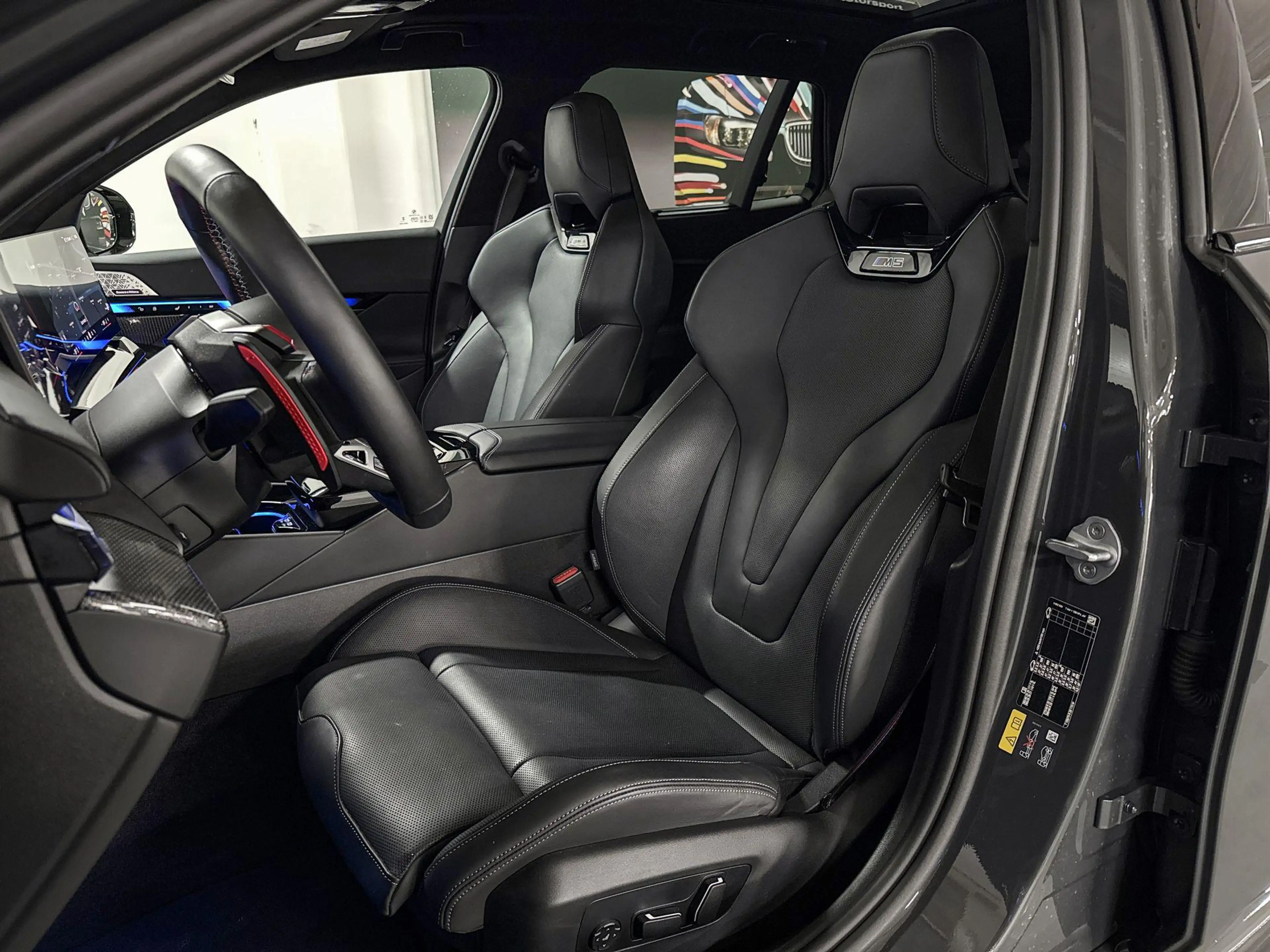 BMW M5 5-serie Touring | M Drivers Package | Bowers & Wil — photo 9
