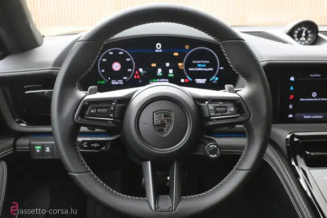 Porsche Panamera view 12