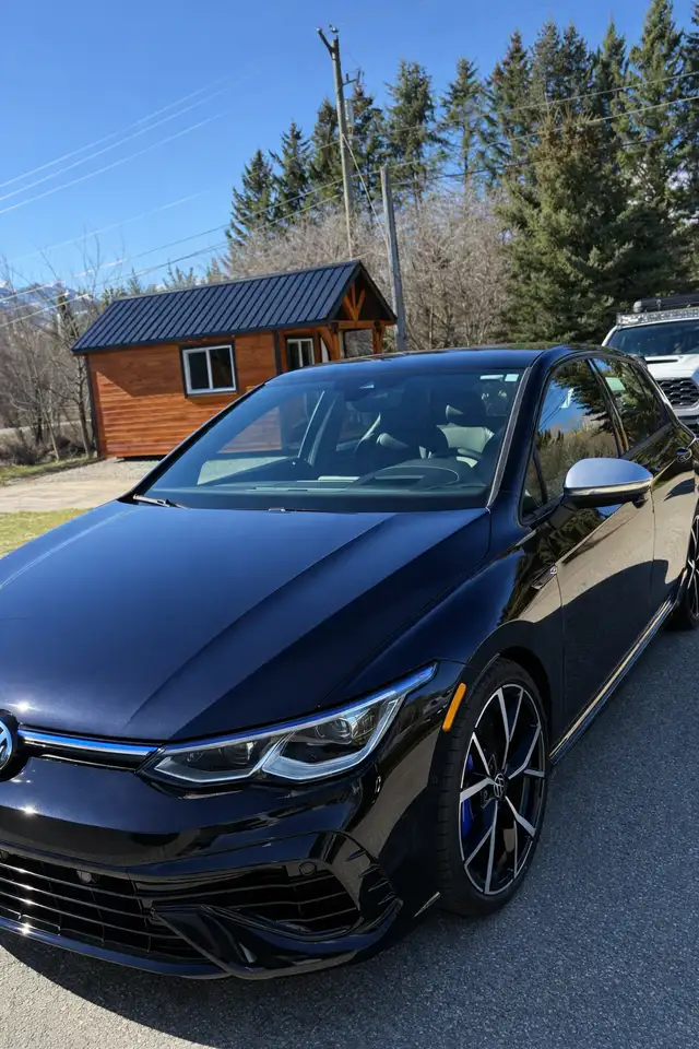 Volkswagen Golf R снимка Volkswagen Golf R