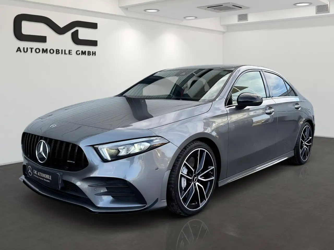 Mercedes-Benz A 35 AMG