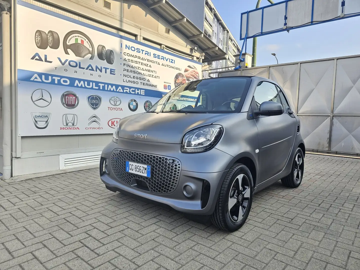 smart forTwo EQ Passion Schwarz - 2