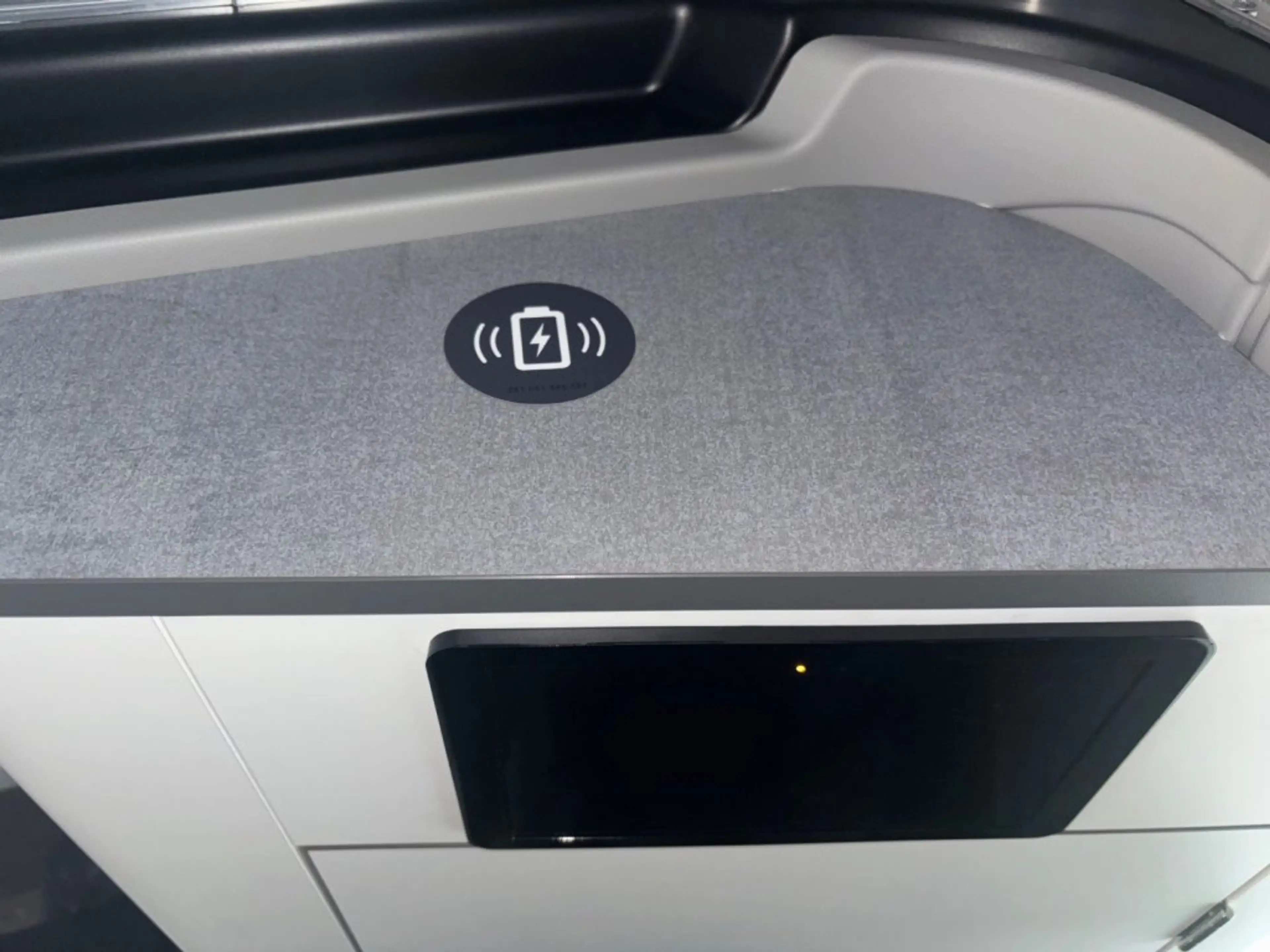 Ford Nugget Custom Titanium 2,0L Ecoblue 320L1 150PS M6 F — photo 14