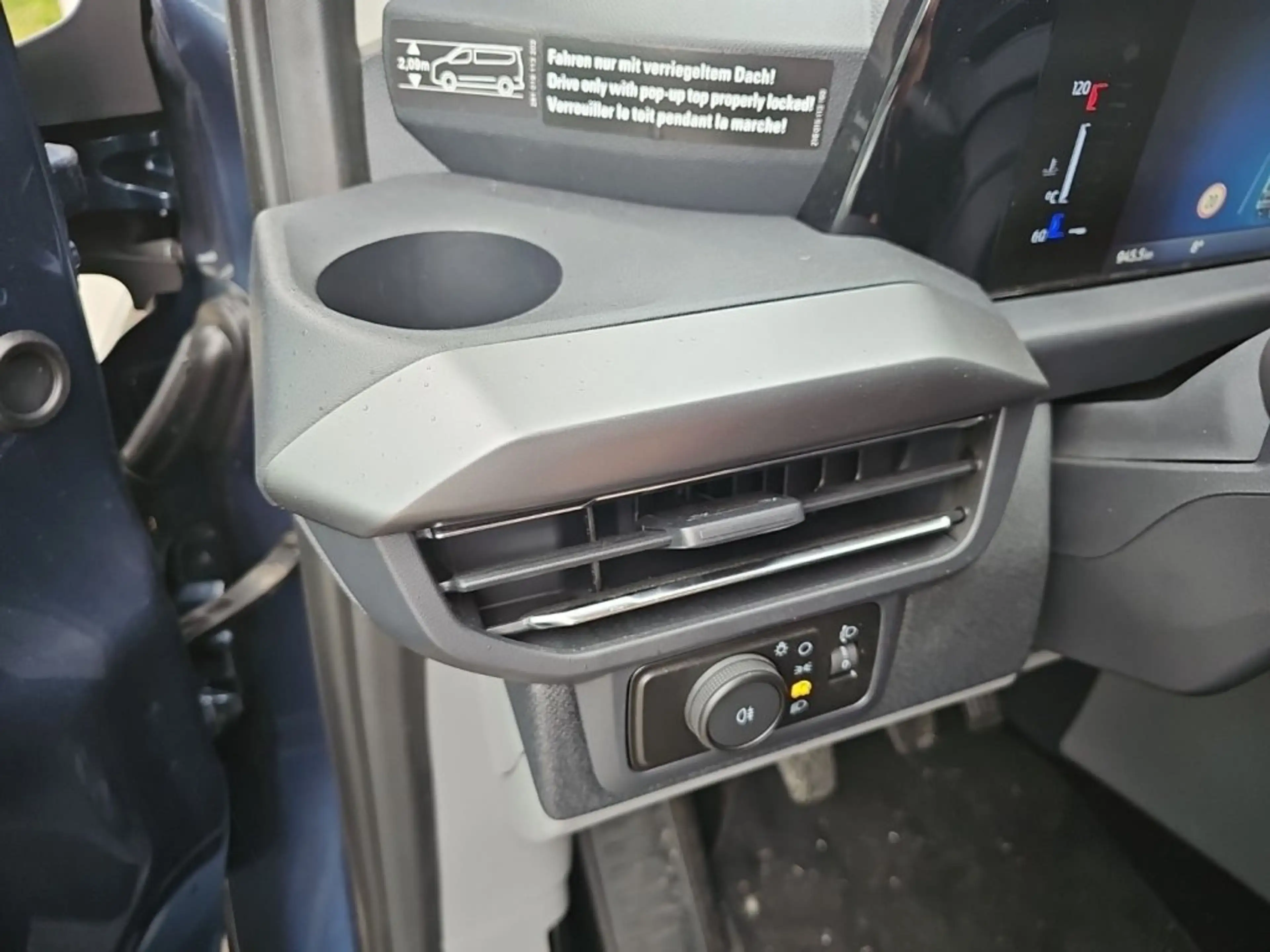 Ford Nugget Custom Titanium 2,0L Ecoblue 320L1 150PS M6 F — photo 9