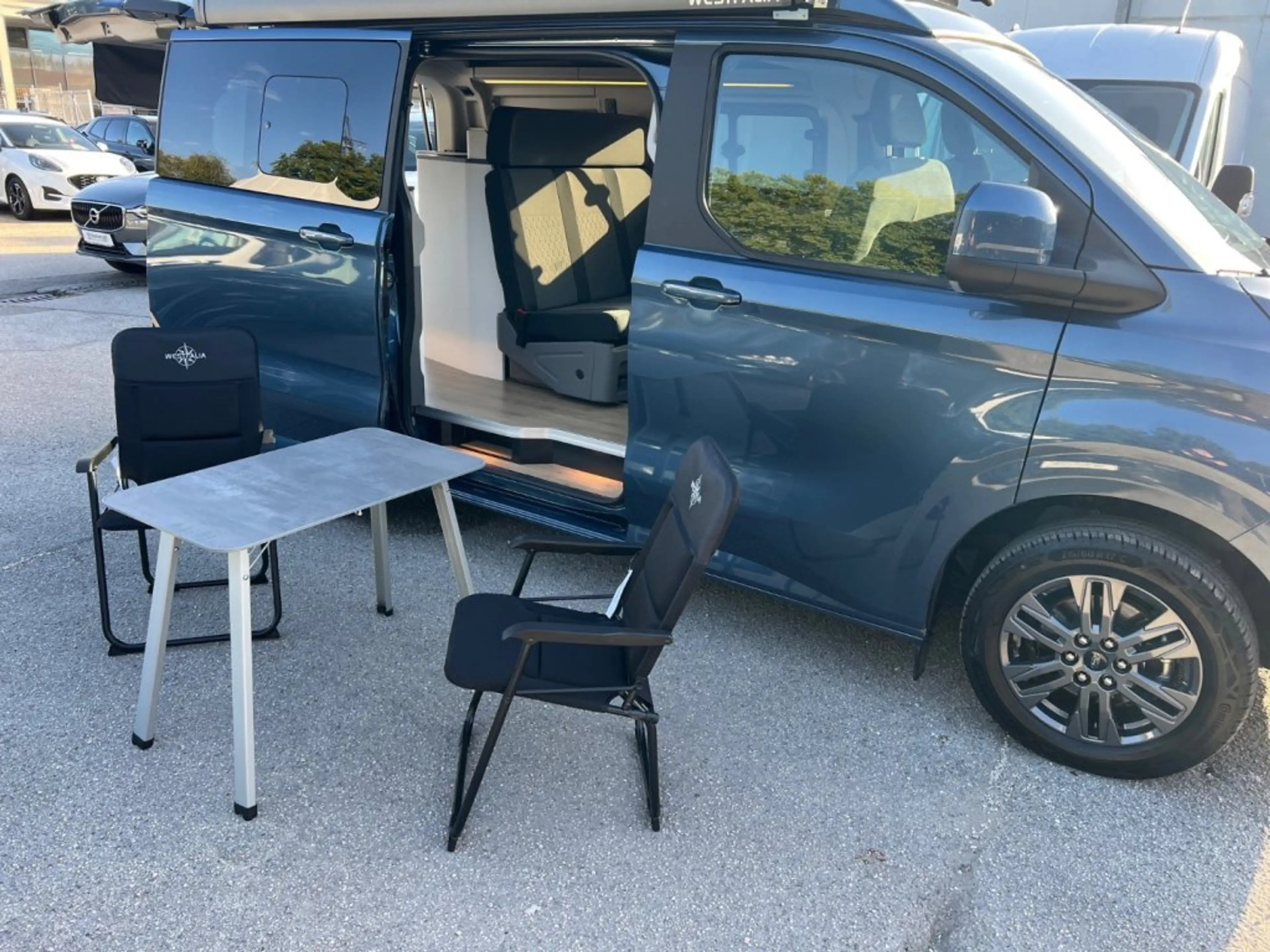 Ford Nugget Custom Titanium 2,0L Ecoblue 320L1 150PS M6 F — photo 6