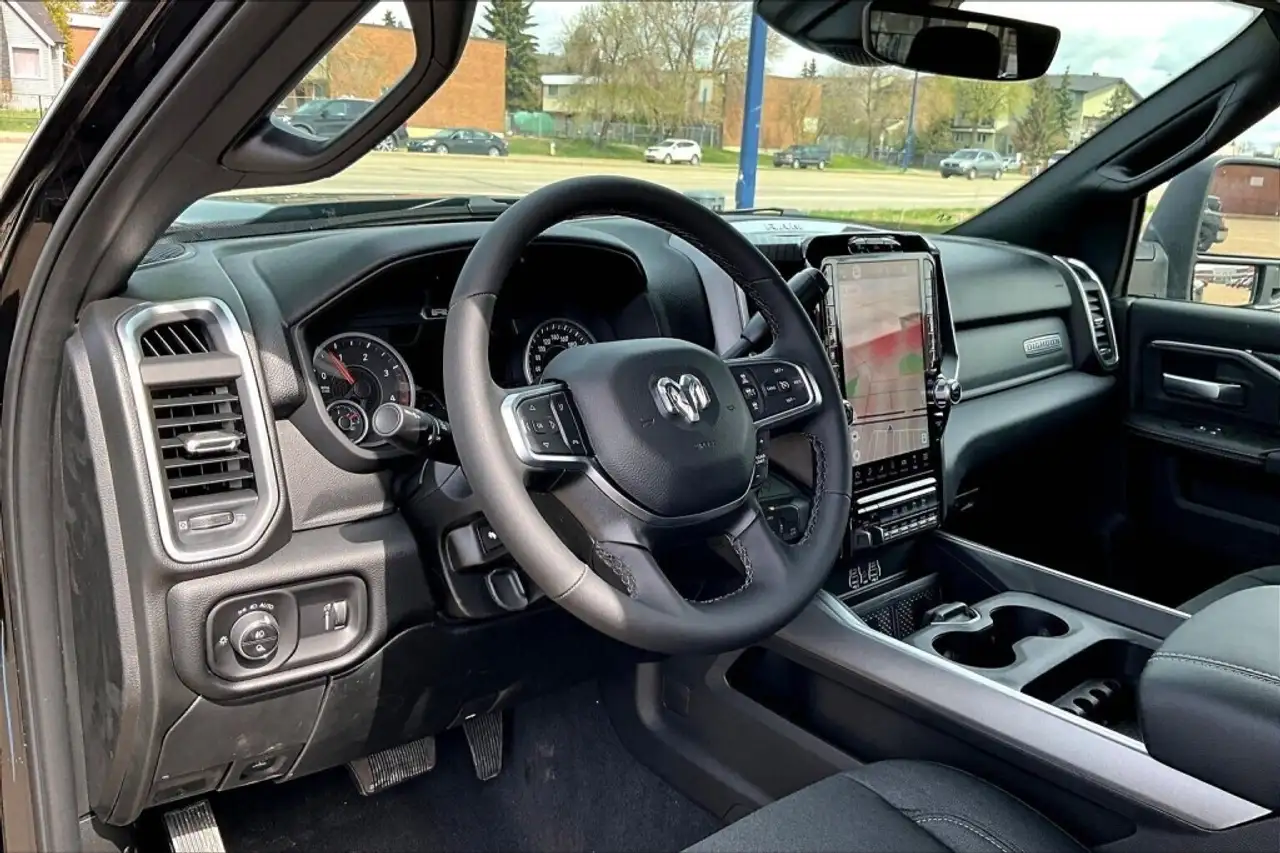 RAM 3500 снимка RAM 3500