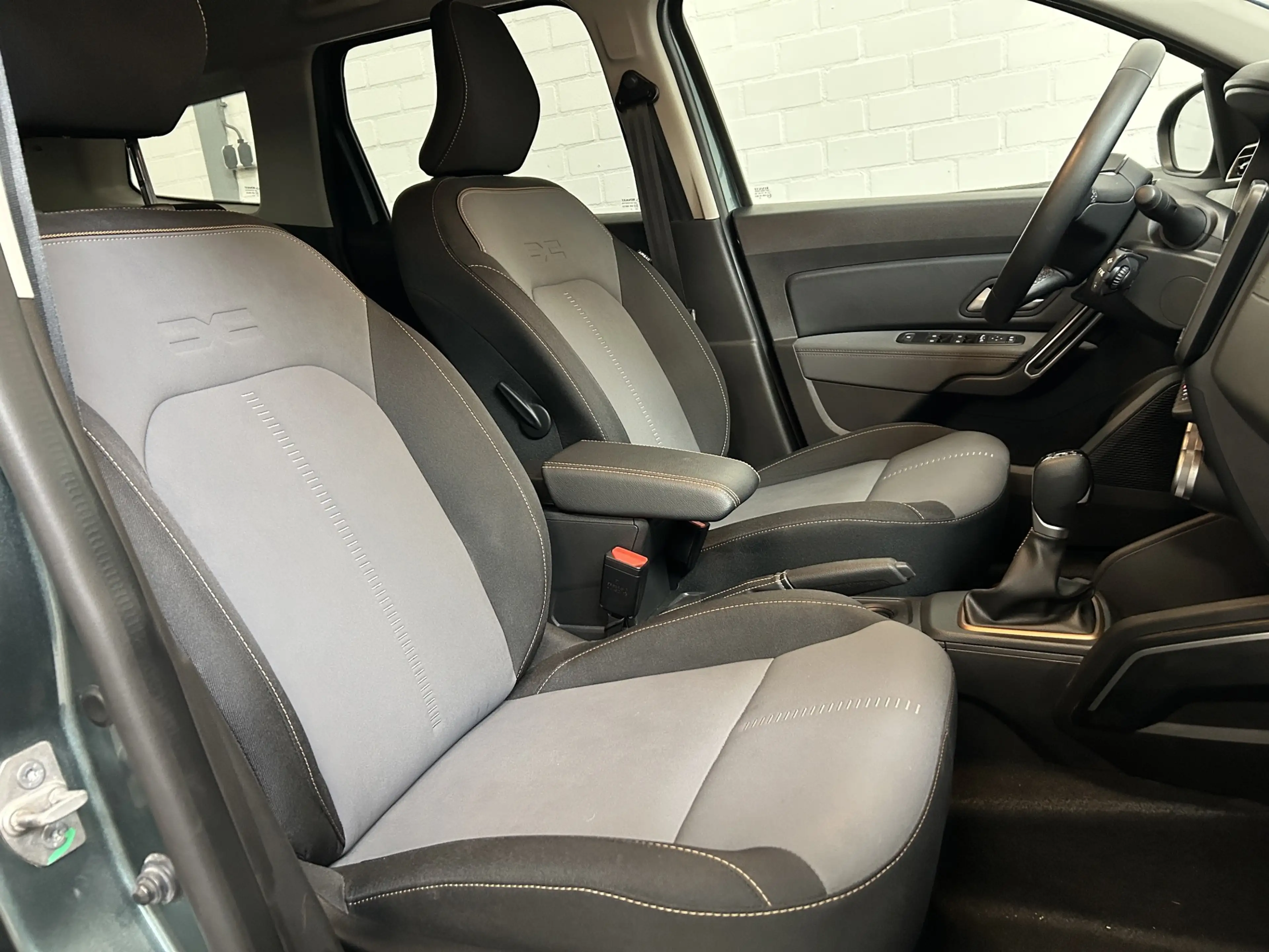 Dacia Duster 1.3 TCe 150 Extreme — photo 17