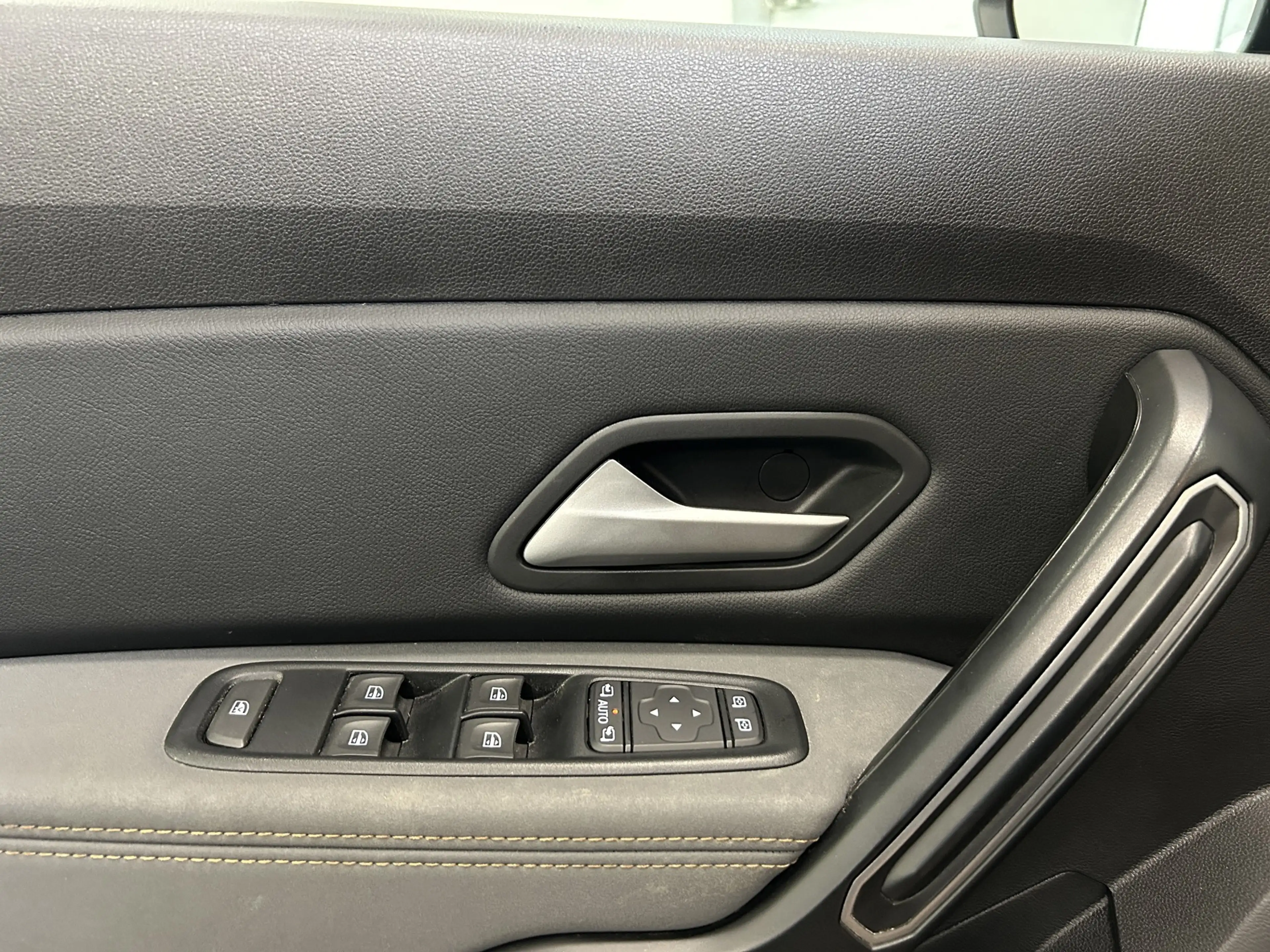 Dacia Duster 1.3 TCe 150 Extreme — photo 32