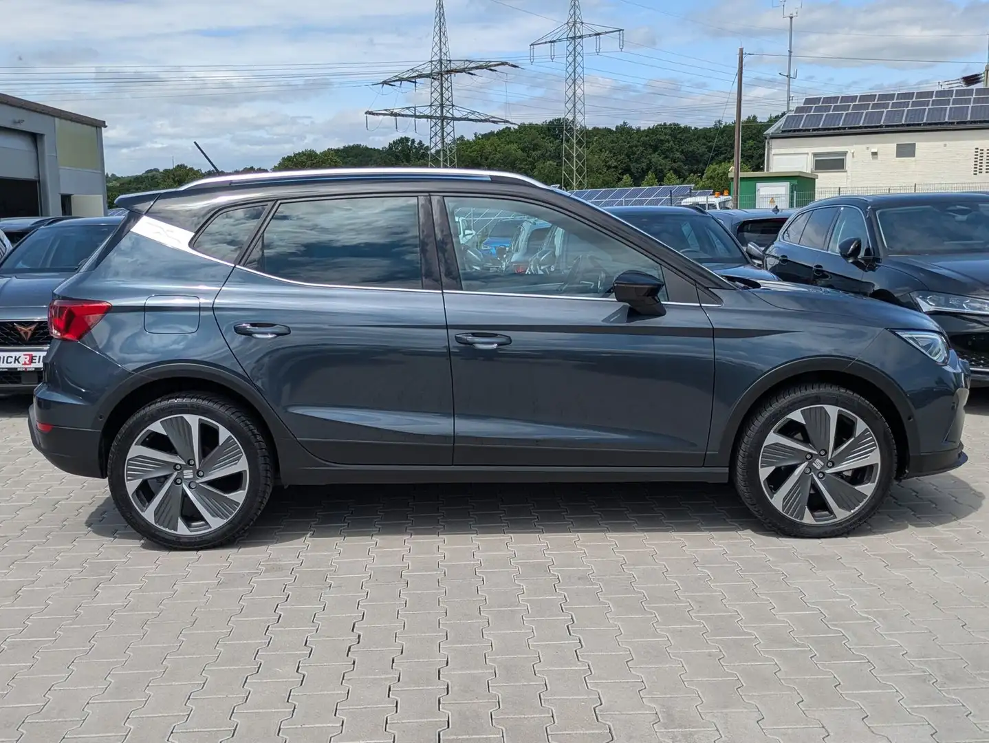 SEAT Arona 1.5 TSI FR DSG AHK*ACC*LED*APP*DAB*KAMERA Grau - 2