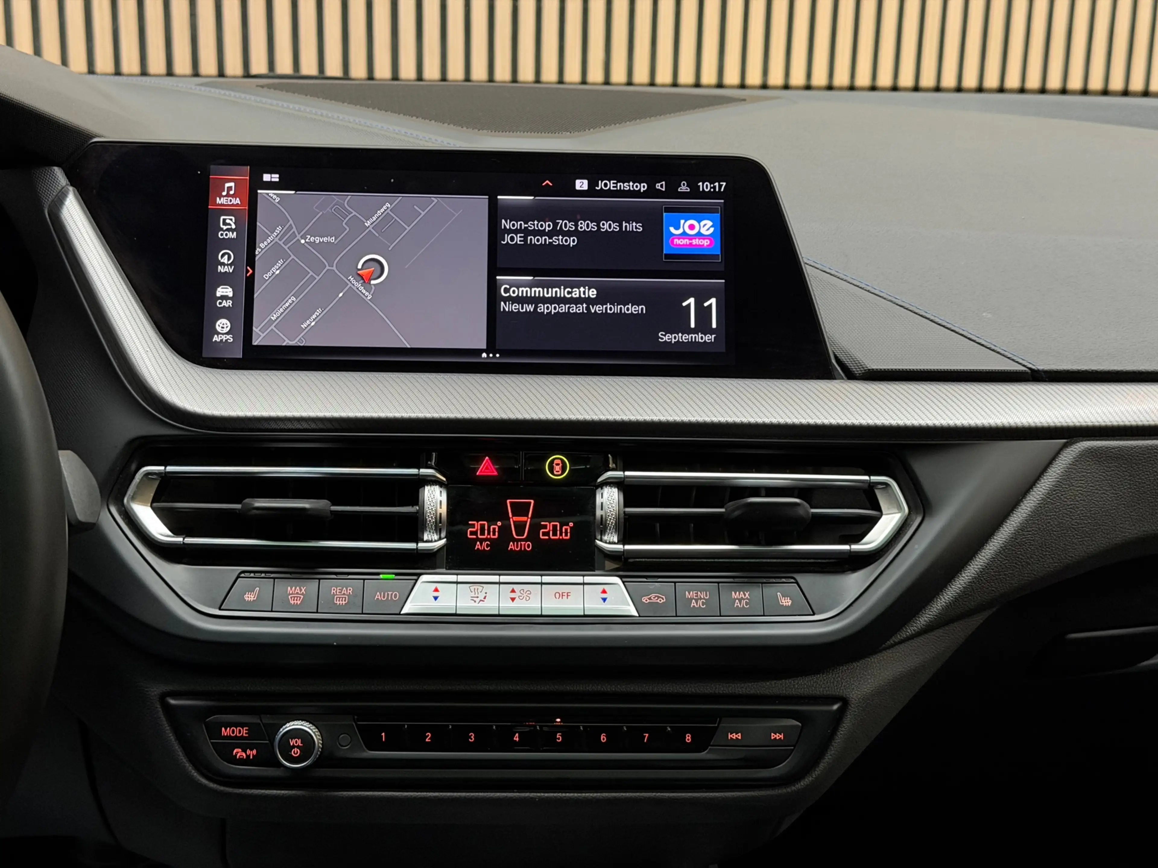 BMW 120 1-serie 120i M-Pakket 2024 NAP PANO KUIPSTOELEN LE — photo 33