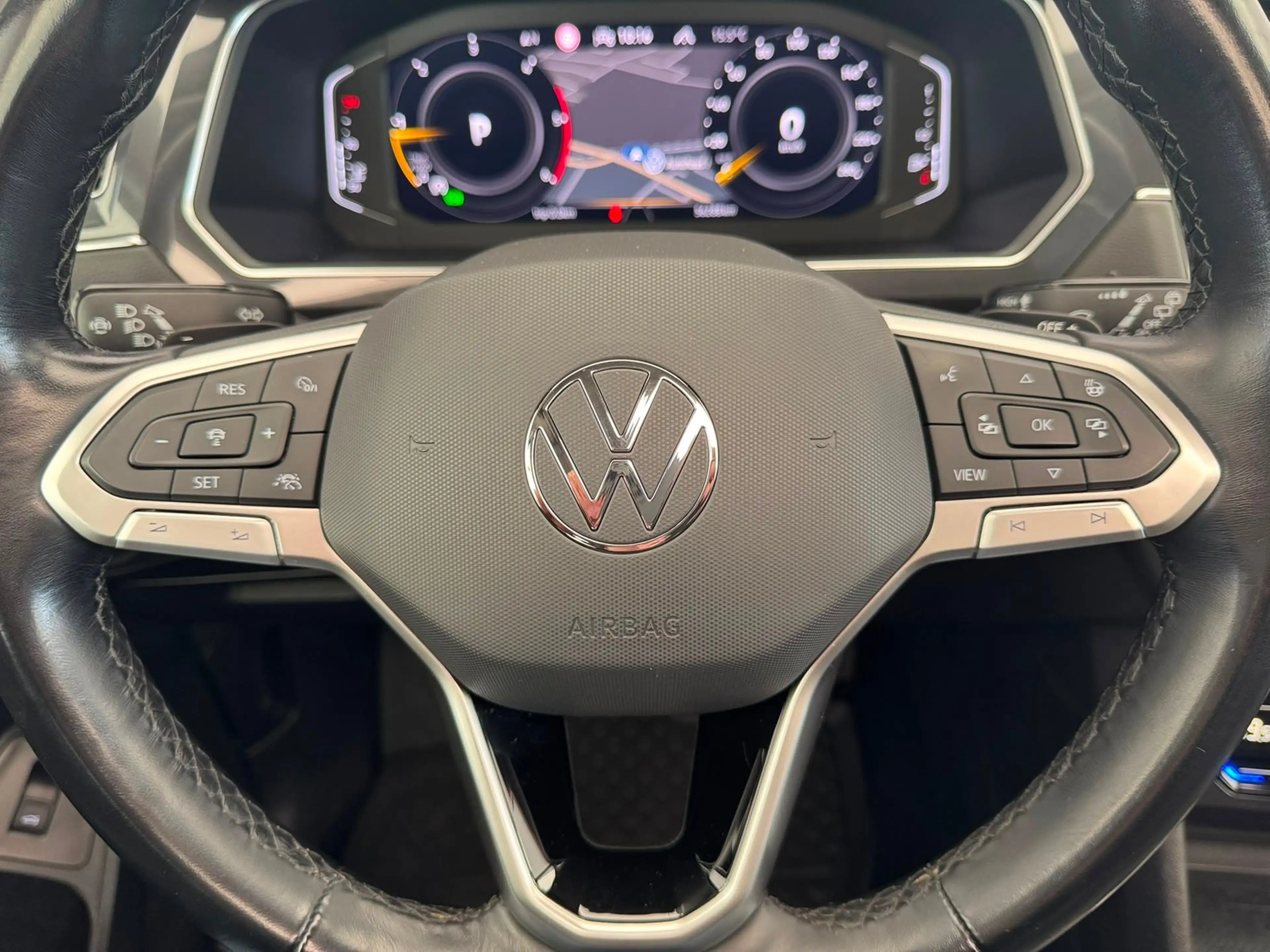 Volkswagen Tiguan Allspace Elegance 2.0TDI DSG+7-SITZER+4M+HUD+AHK+PANO+LED — photo 7