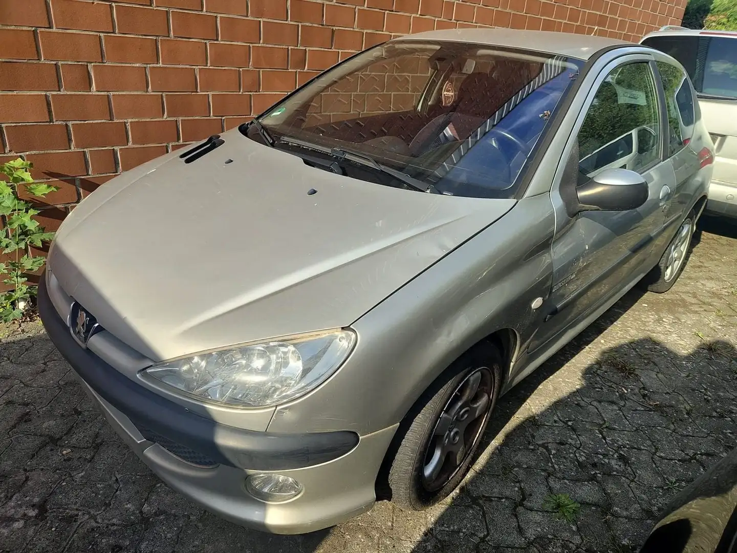 Peugeot 206 1.6HDI Gris - 1
