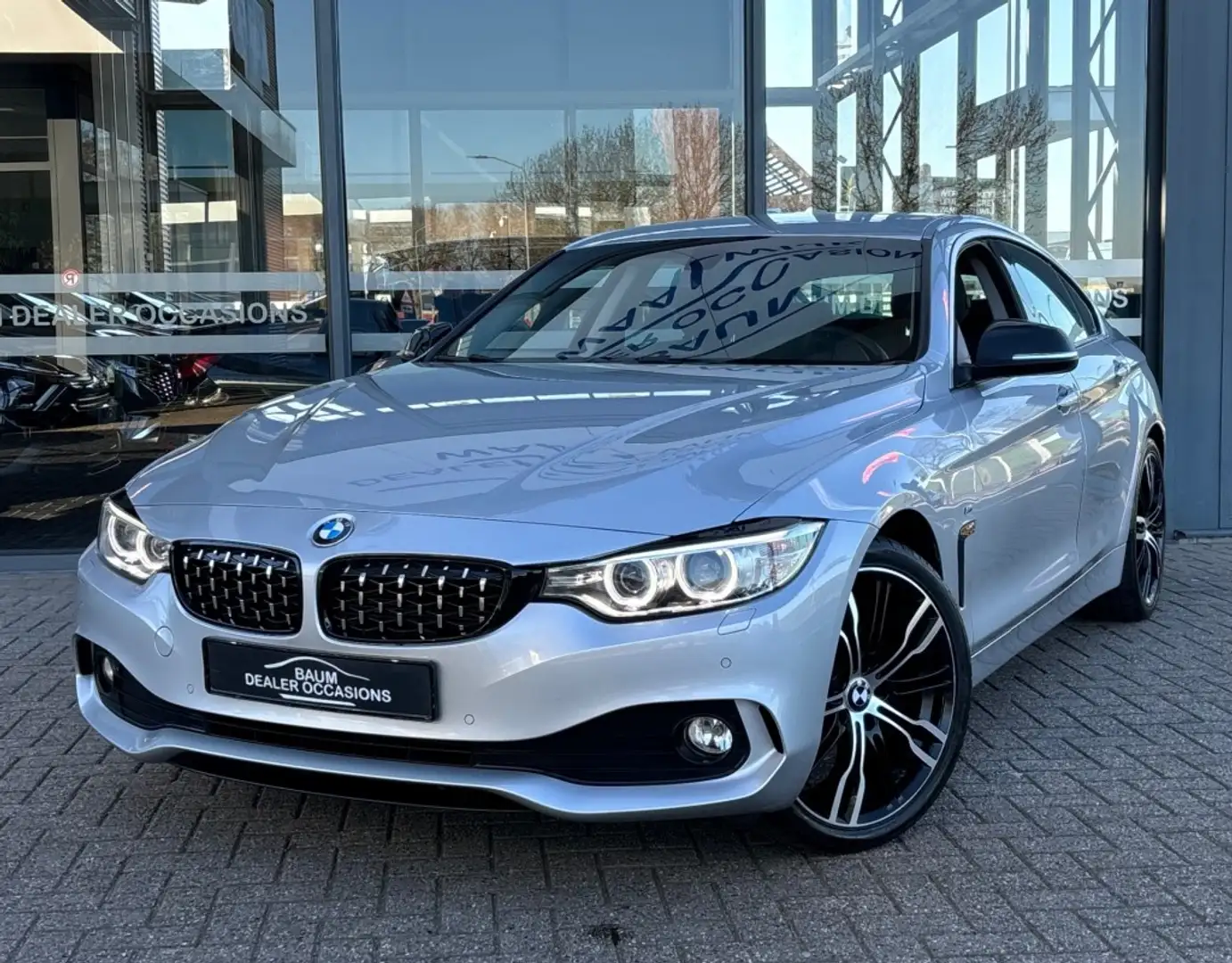 BMW 420 420D GRAN COUPE M AUTOMAAT AIRCO NAVI AIRCO PDC. Grijs - 1