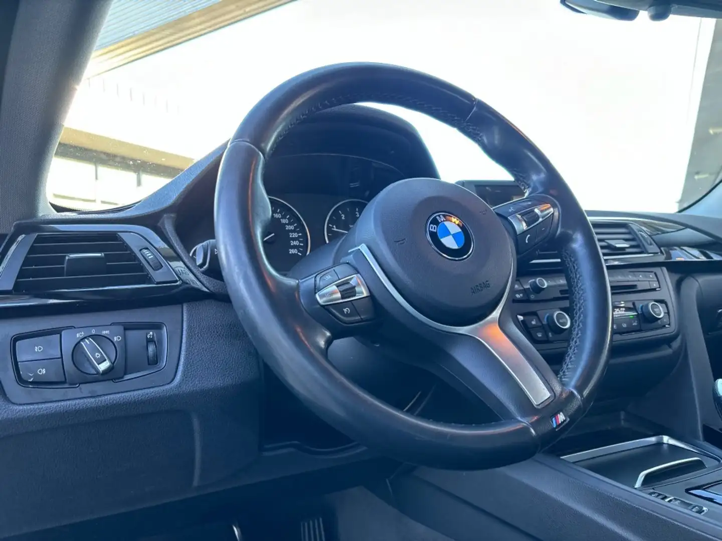 BMW 420 420D GRAN COUPE M AUTOMAAT AIRCO NAVI AIRCO PDC. Grijs - 2