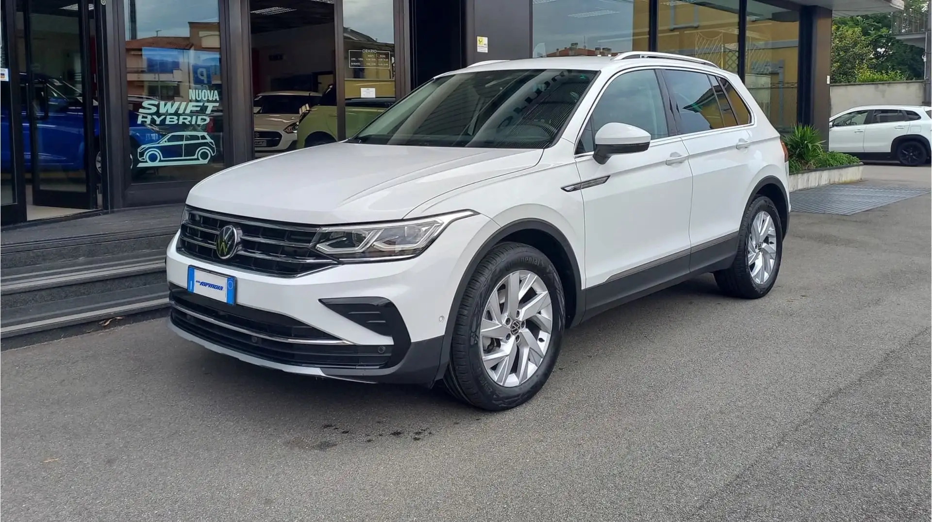 Volkswagen Tiguan 1.5 TSI 150 CV DSG Blanc - 1