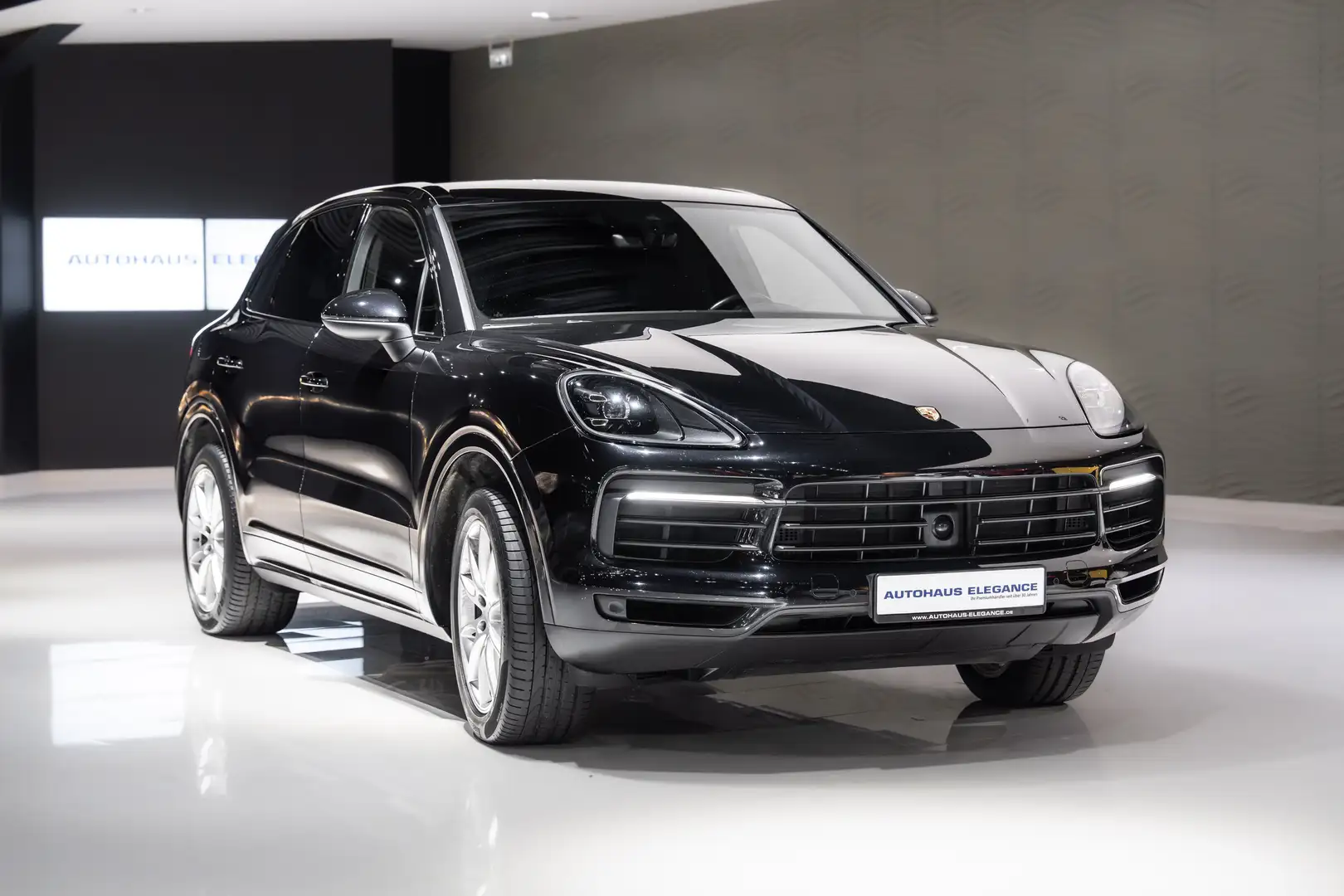 Porsche Cayenne *SPORT-CHRONO*LED*BICOLOR-LEDER*HIFI*LM20 Schwarz - 1