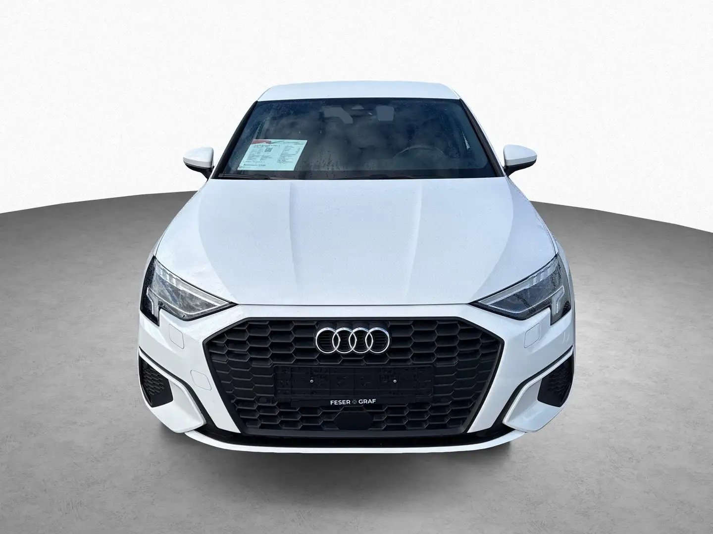 Audi A3 40 TFSI e LED-SHZ-Business-virtualC Weiß - 2