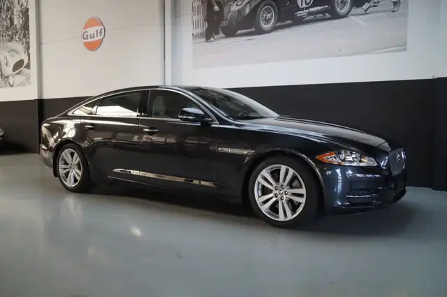 Jaguar XJ XJ-L 5.0 Low Mileage (2011)