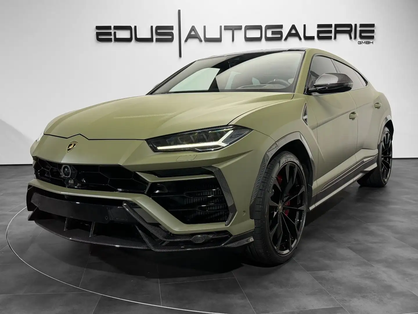 Lamborghini Urus 4.0 V8 Carbon HUD 23 Verde Turbine Pano B&O Vert - 1