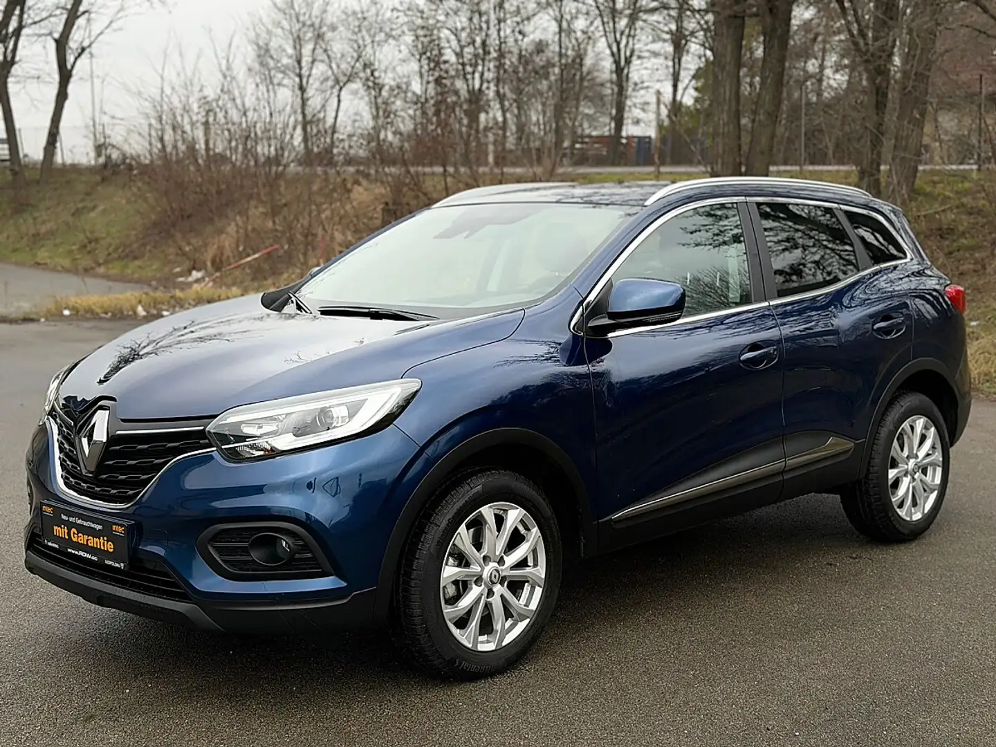 Renault Kadjar TCe 140 PF Zen nur 16.000KM Neuwagenzustakd Blau - 2