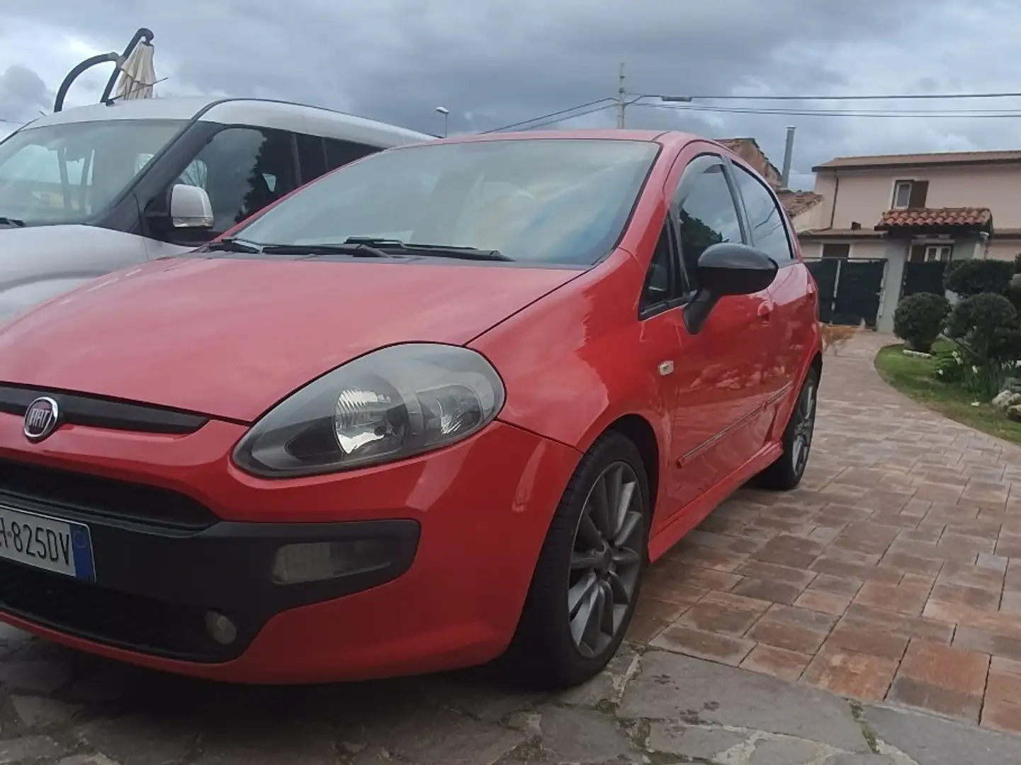 Fiat Punto Evo 5p 1.3 mjt Sport s&s 95cv Rosso - 1