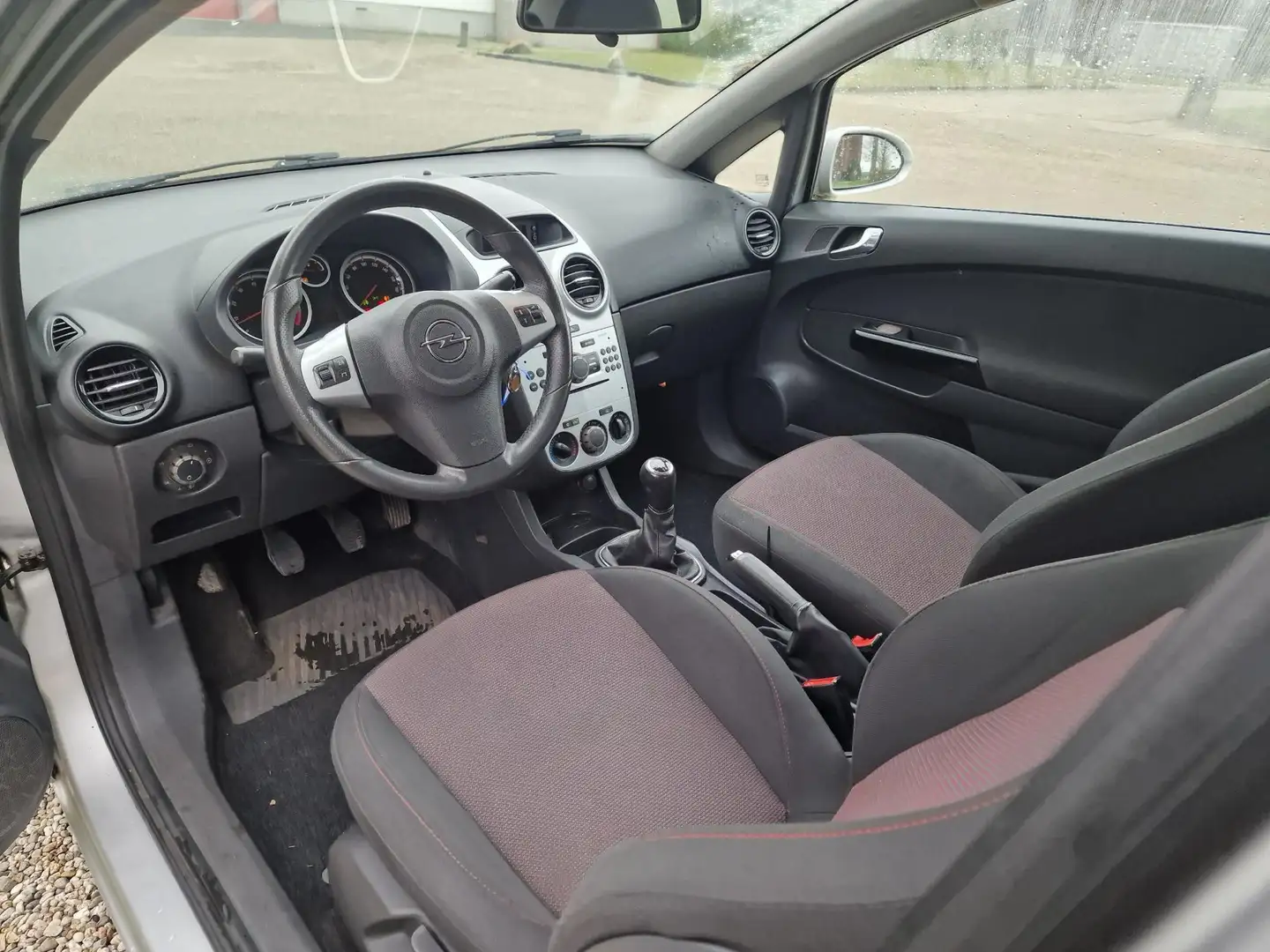 Opel Corsa 1.4-16V Enjoy 3-deurs AIRCO *apk:05-2026* Grau - 2