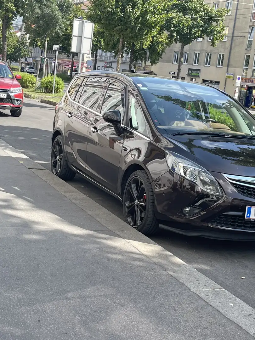Opel Zafira Tourer 2,0 CDTI Ecotec Edition - 1