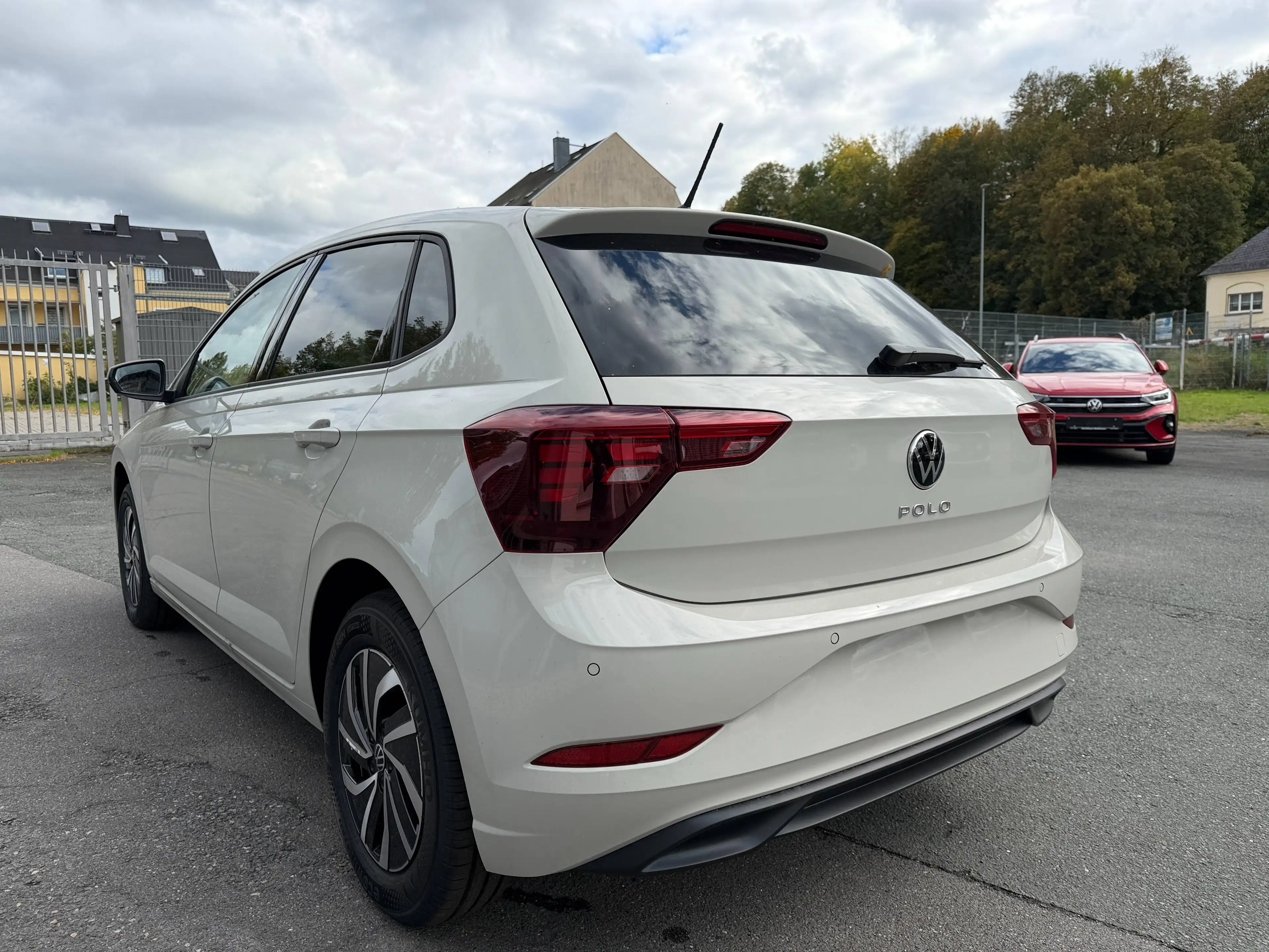 Volkswagen Polo Polo 1.0 TSI DSG Life LED App Kamera 5J.-Garantie — photo 9