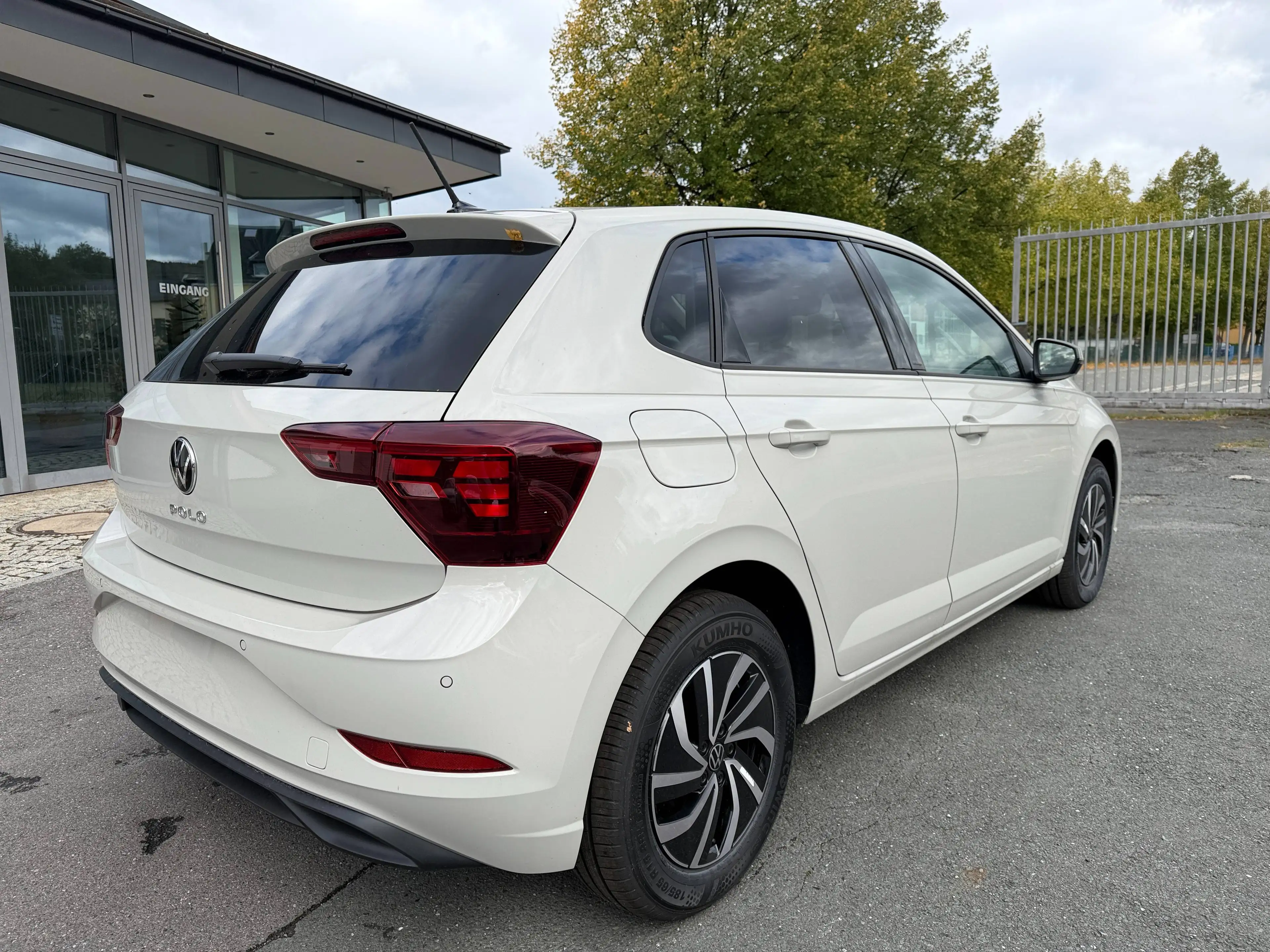 Volkswagen Polo Polo 1.0 TSI DSG Life LED App Kamera 5J.-Garantie — photo 3