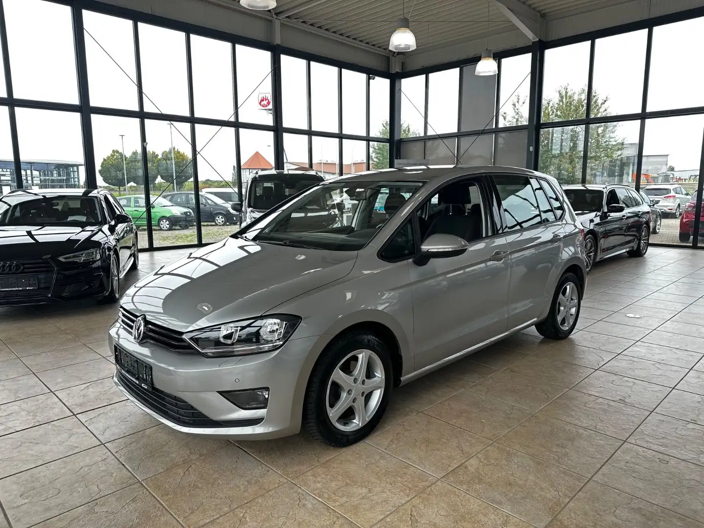 Volkswagen Golf Sportsvan VII Trendline BMT/Start-Stopp Argent - 1