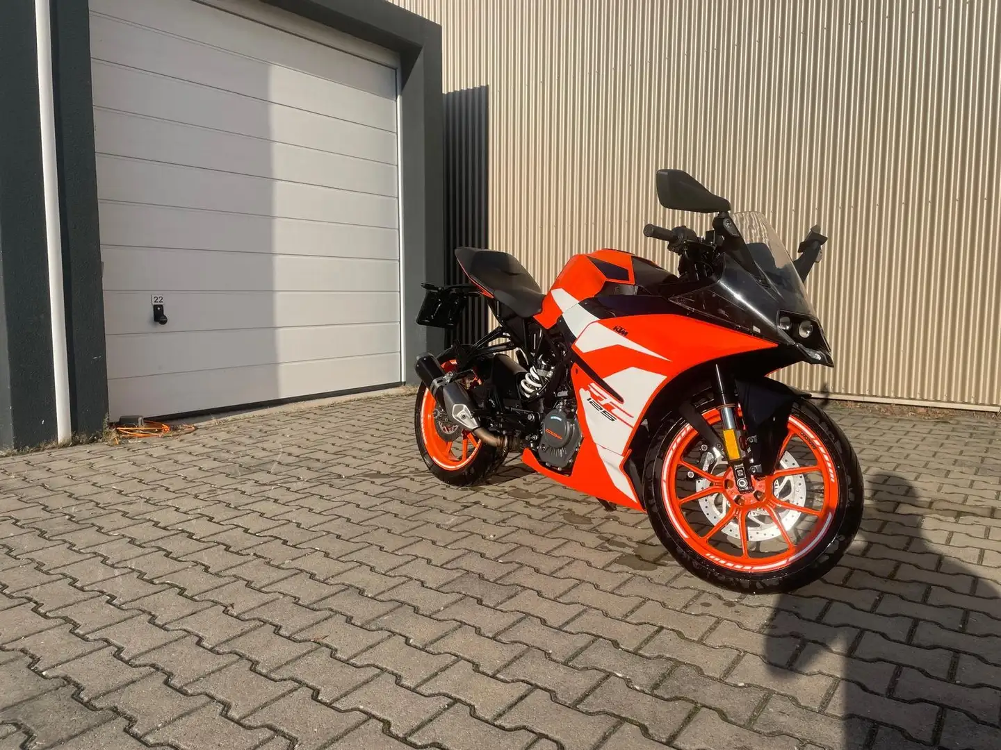 KTM RC 125 Oranje - 2