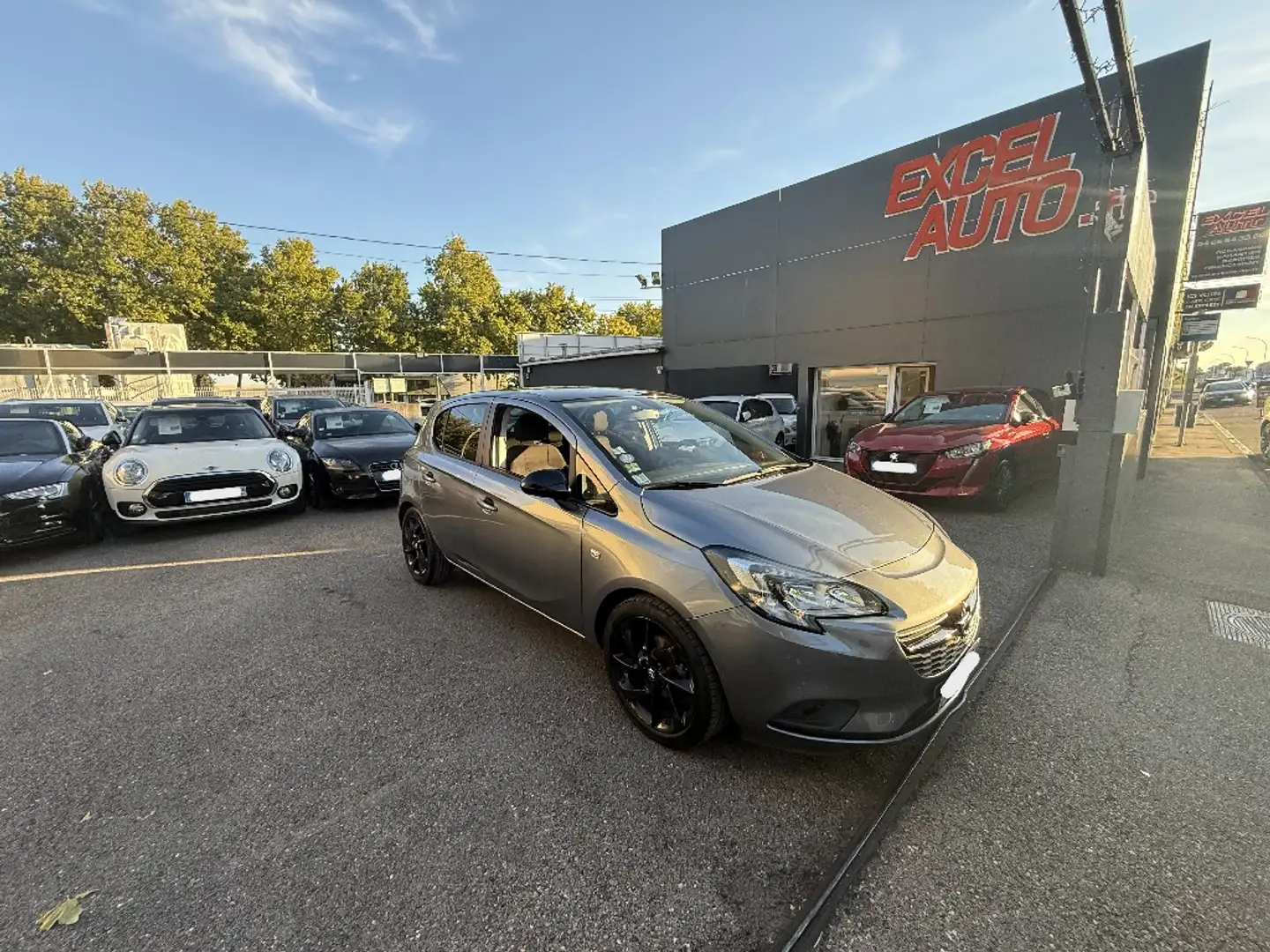 Opel Corsa 1.4 90 ch Black Edition - 1