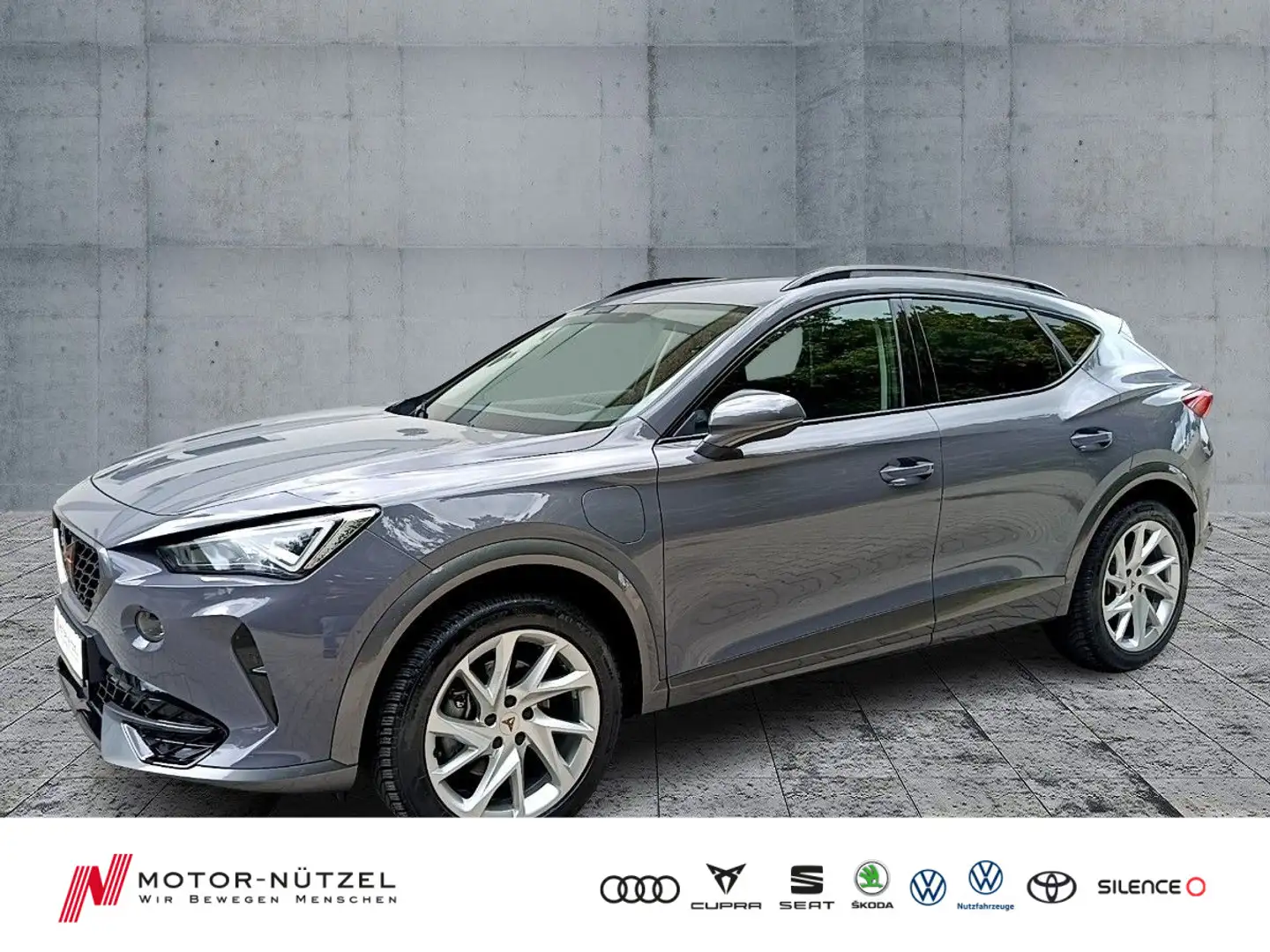CUPRA Formentor 1.4 e-Hybrid DSG LED+NAVI+AHK+ACC+SHZ Grau - 1