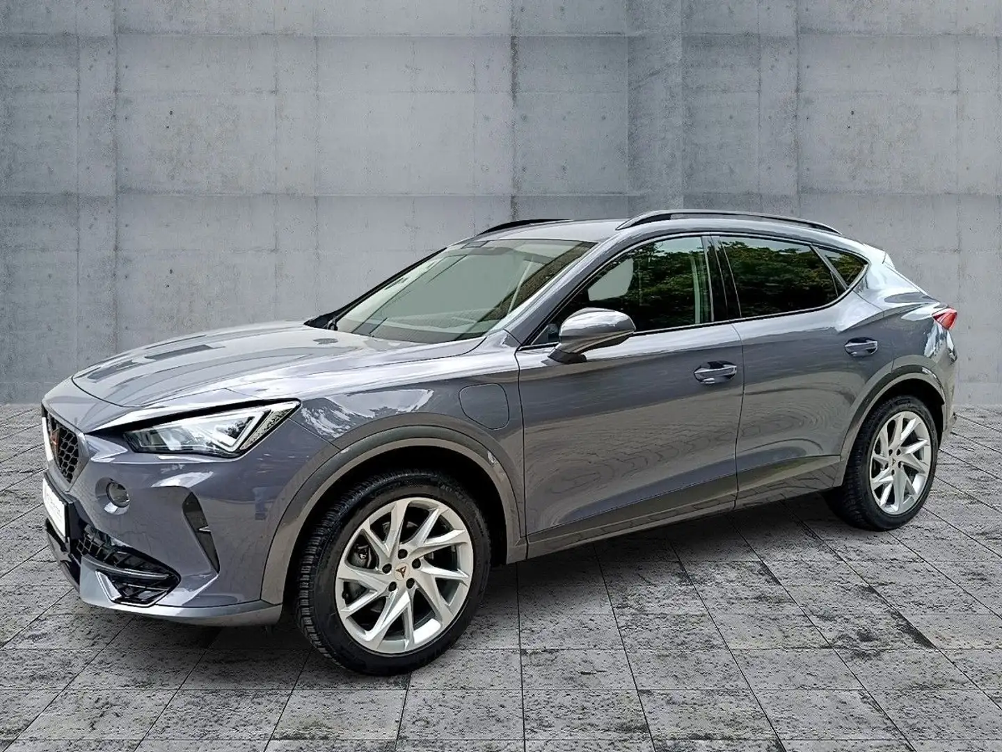 CUPRA Formentor 1.4 e-Hybrid DSG LED+NAVI+AHK+ACC+SHZ Grau - 2