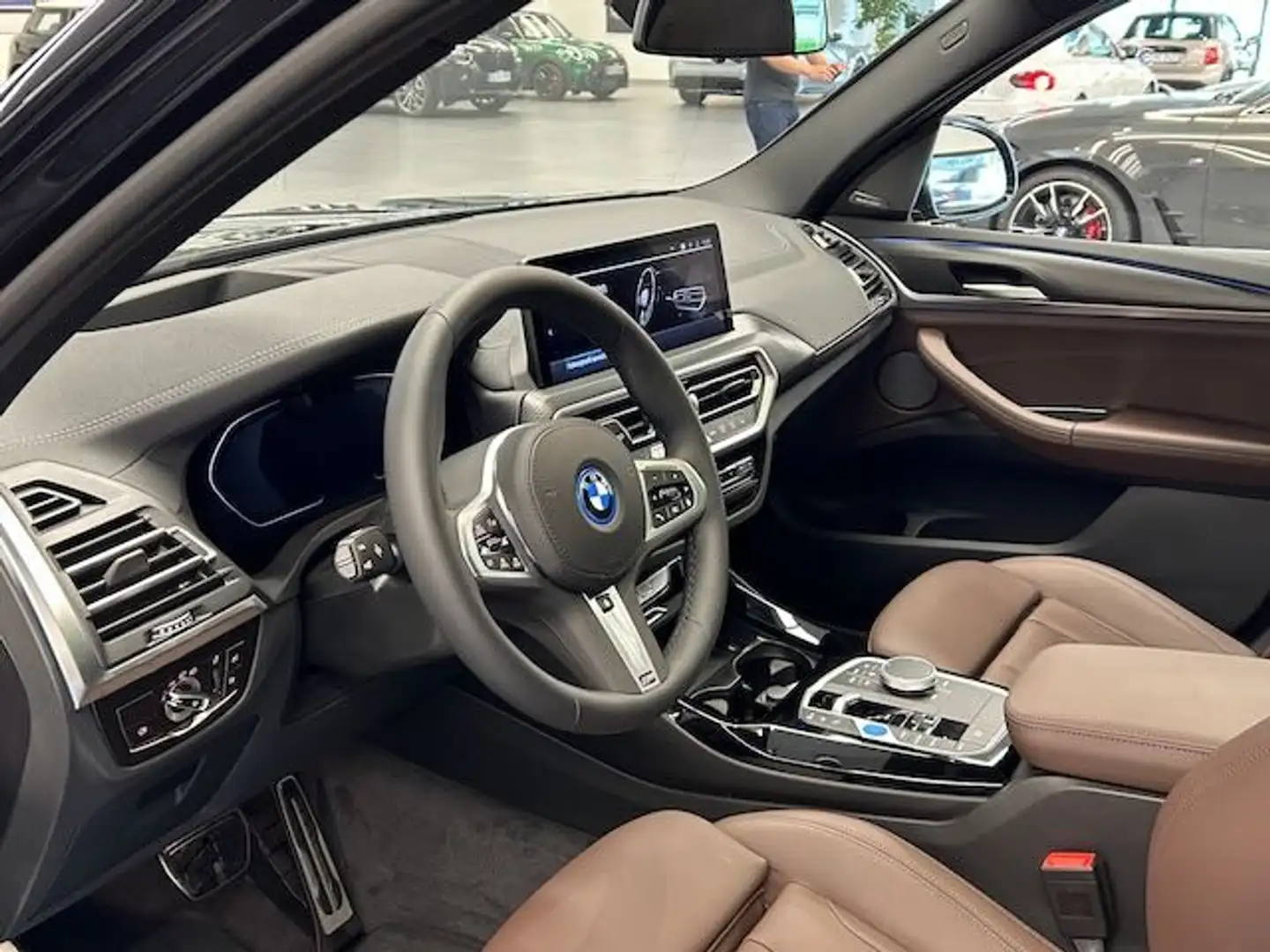 BMW iX3 M Sport Impressive Pano HUD Leder H&K Lenkheiz Noir - 2