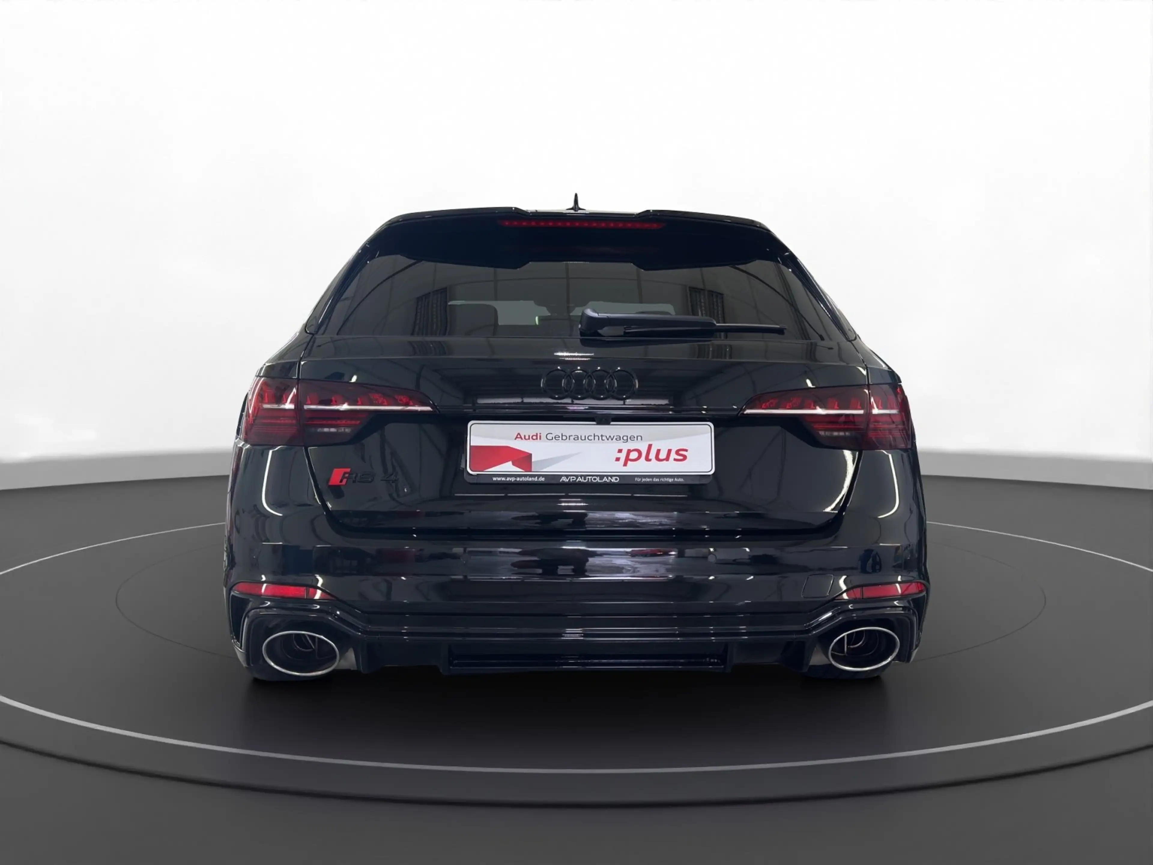 Audi RS4 Avant 2.9 TFSI quattro tiptr. | PANO | AHK — photo 7